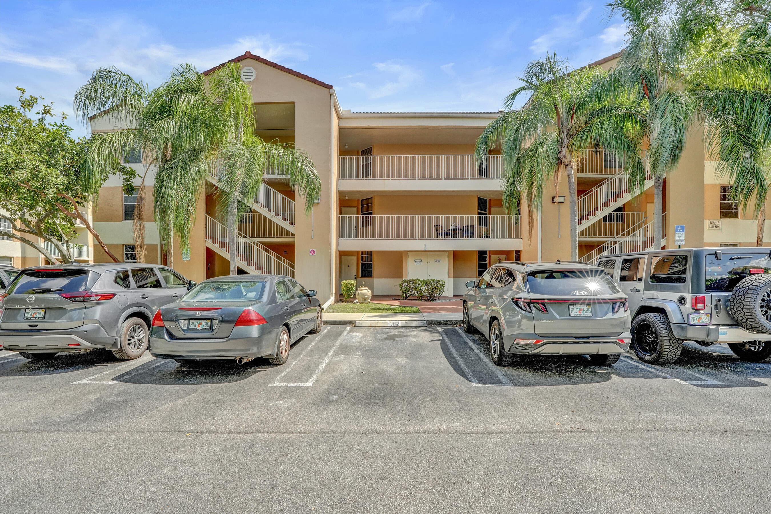8266 NW 24th Street, Coral Springs, FL 33065 — photo 17 of 40