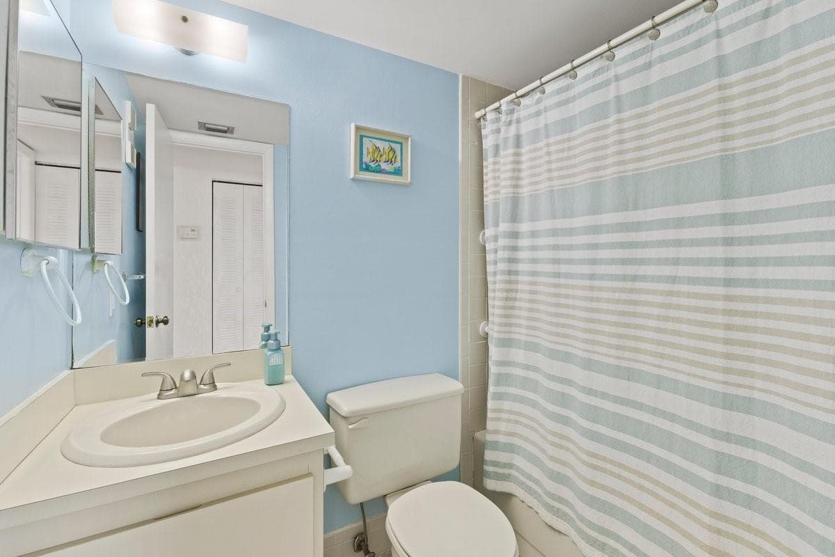 2106 S Cypress Bend Drive 506, Pompano Beach, FL 33069 — photo 18 of 32