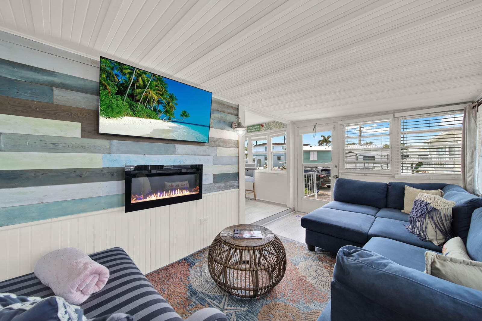 833 Nettles Boulevard, Jensen Beach, FL 34957 — photo 12 of 30
