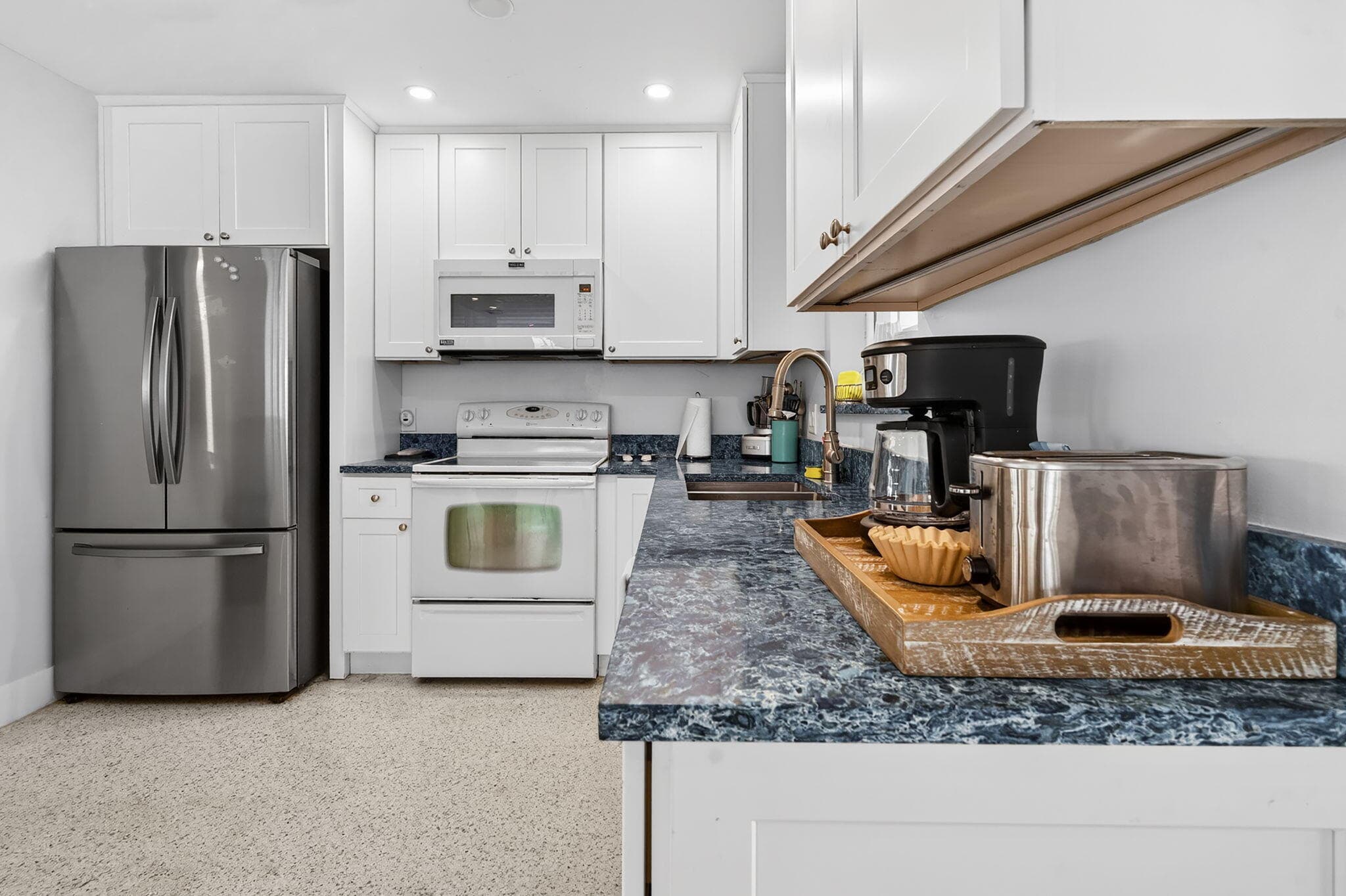 1123 SE 2nd Avenue, Deerfield Beach, FL 33441 — photo 36 of 44
