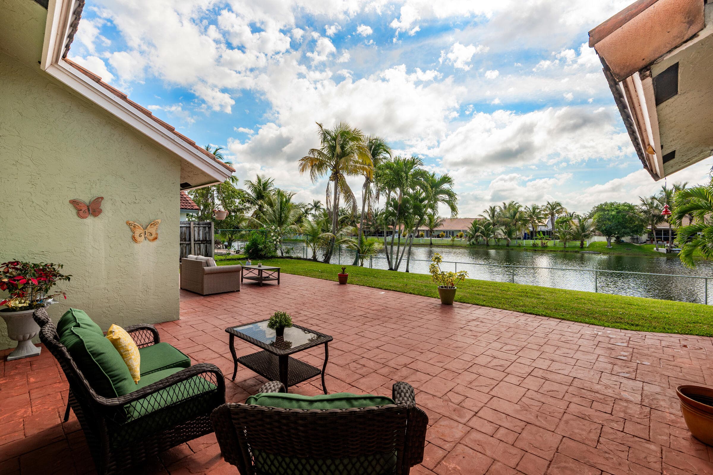 1091 NW 162nd Avenue, Pembroke Pines, FL 33028 — photo 37 of 39