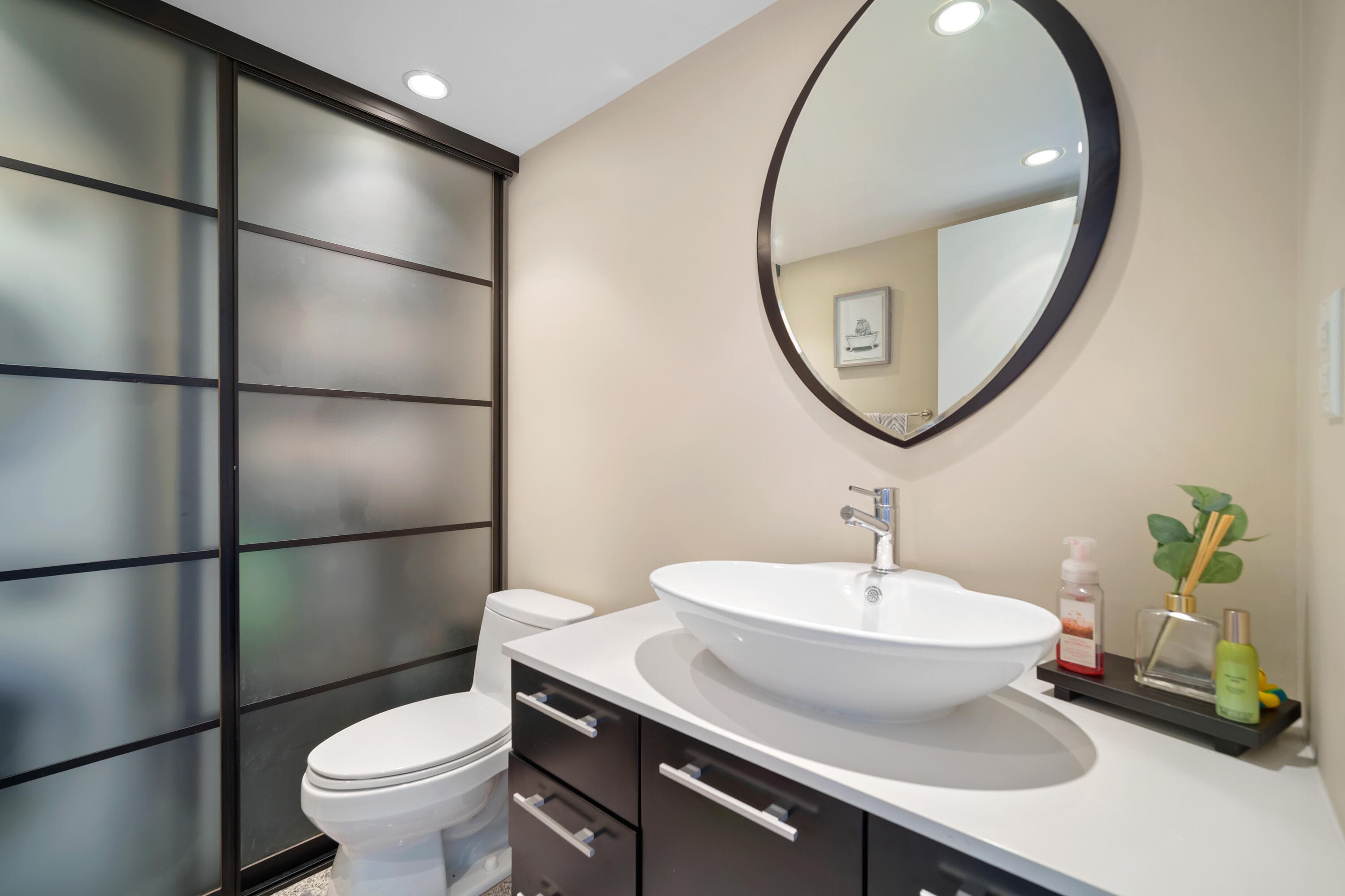 1688 West Avenue 606, Miami Beach, FL 33139 — photo 16 of 27