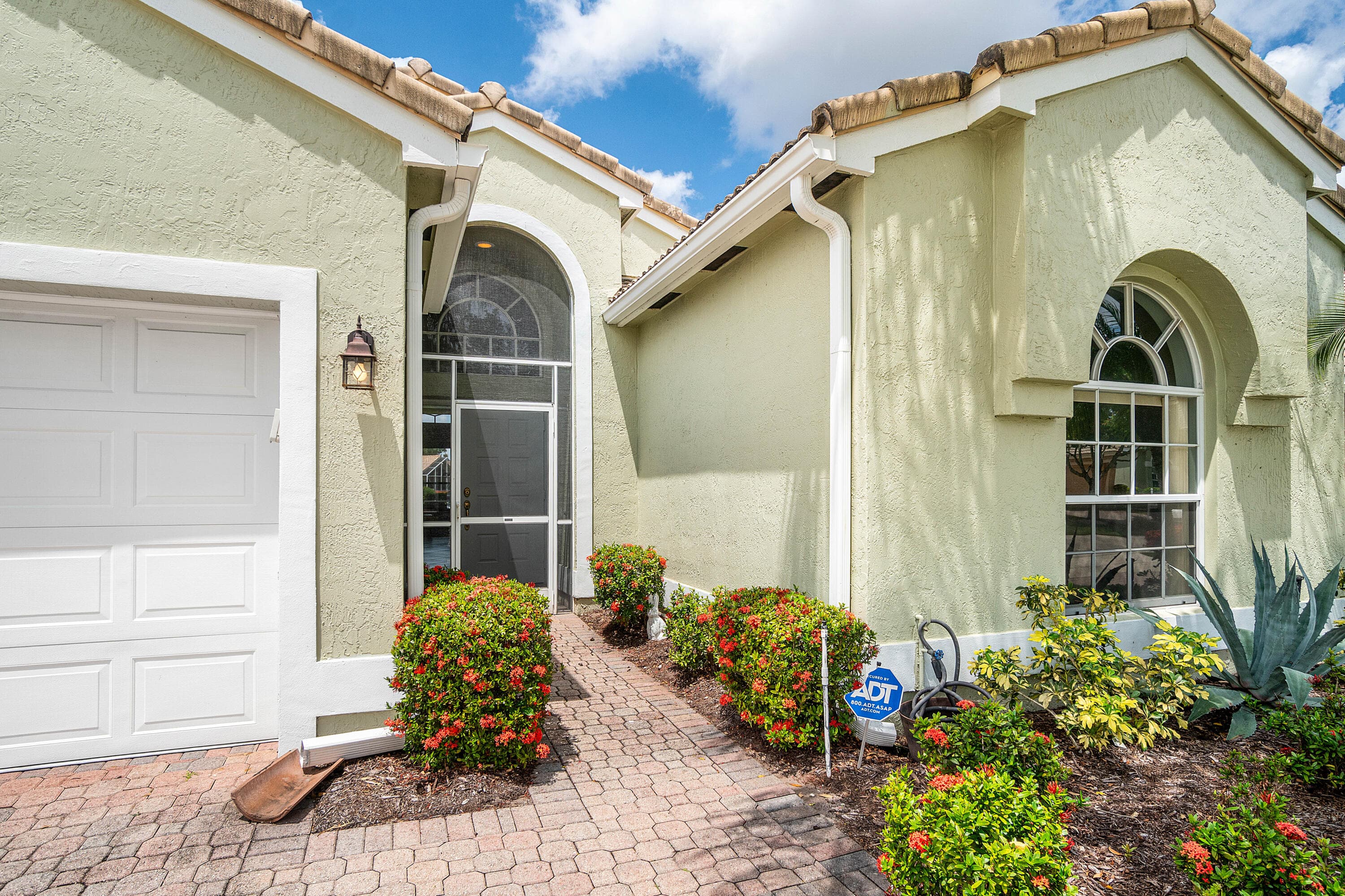 6949 Camille Street, Boynton Beach, FL 33437 — photo 3 of 39