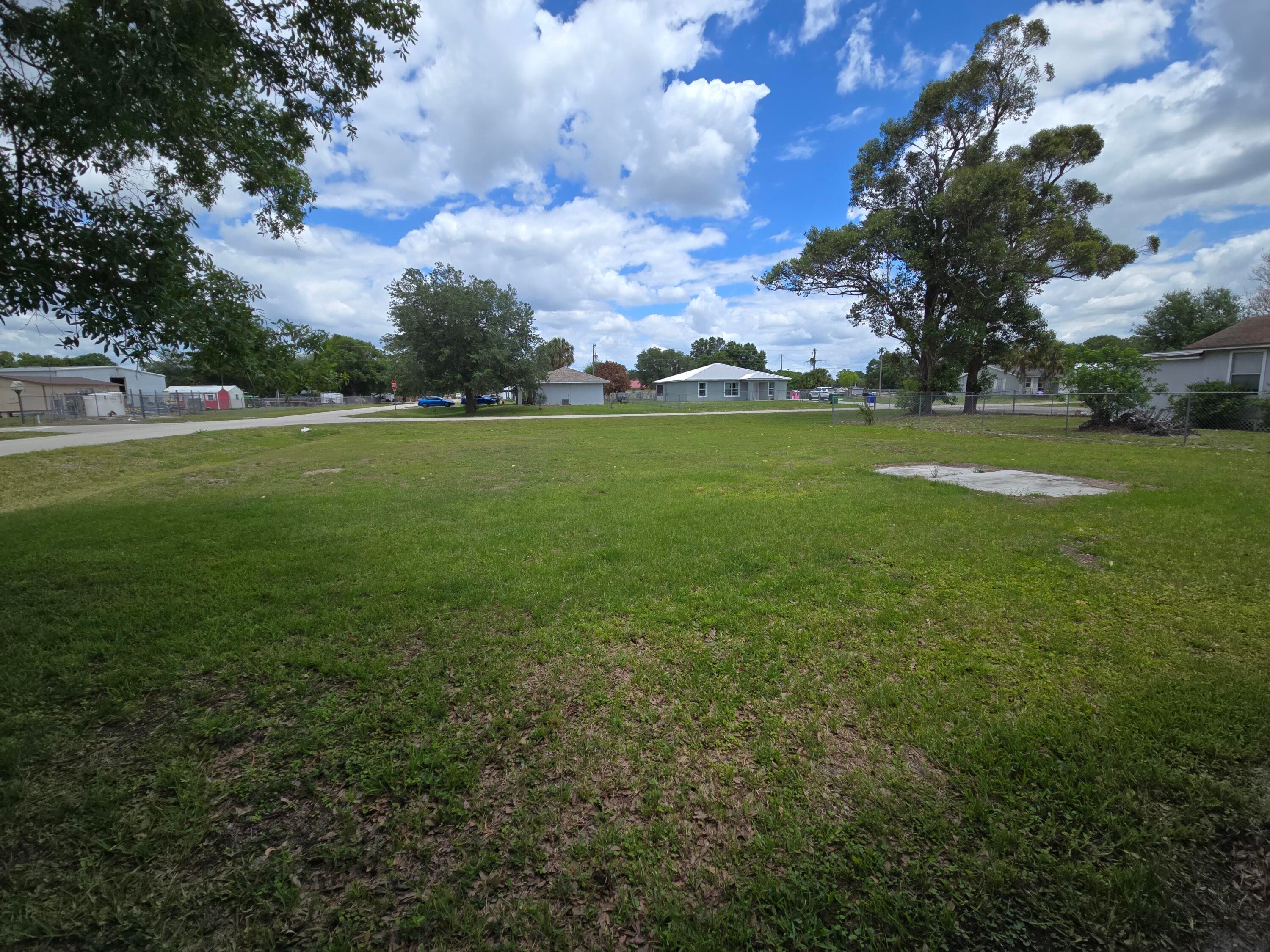 408 NW 10th Avenue, Okeechobee, FL 34974 — photo 13 of 29