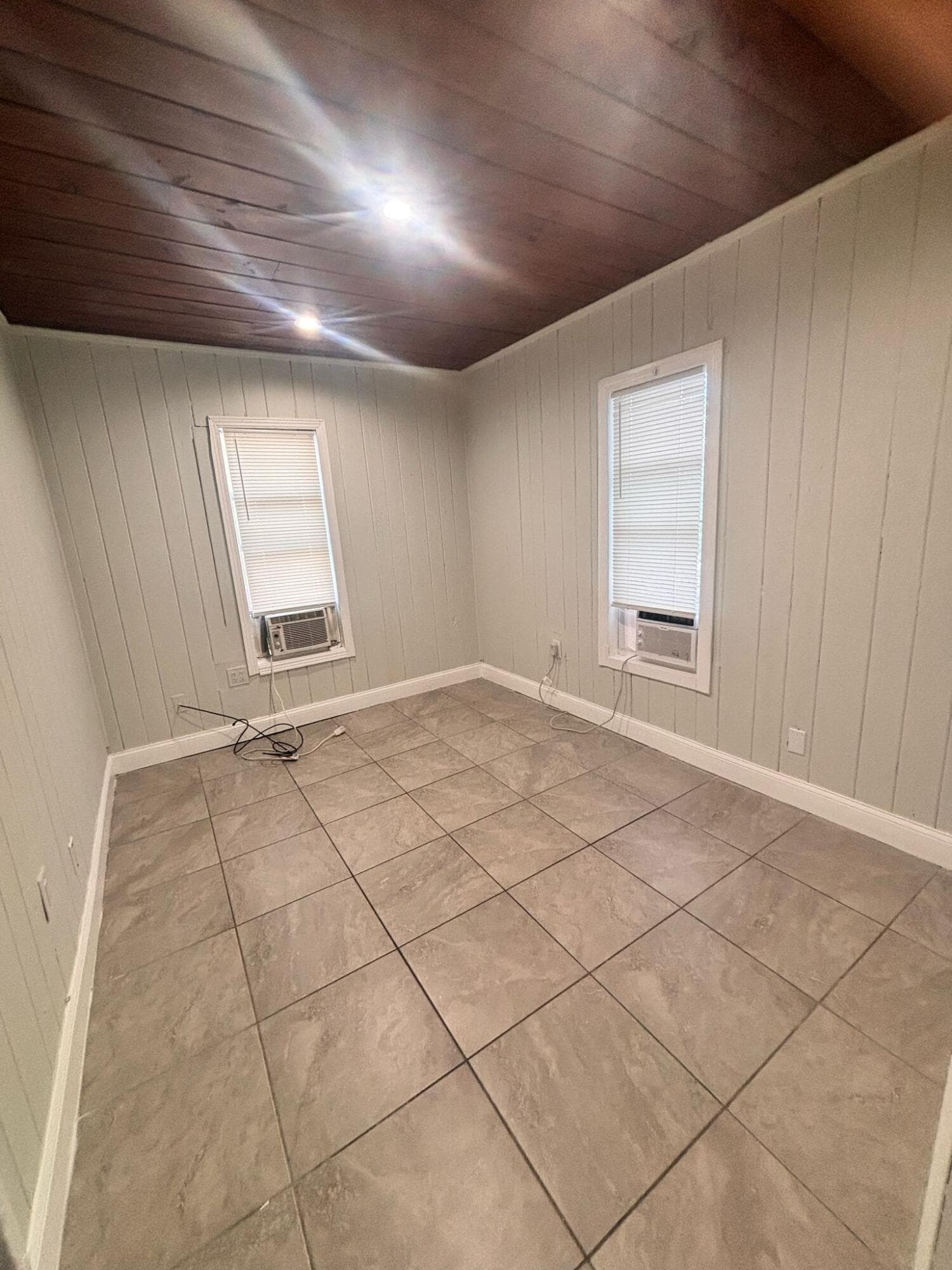 817 NW 7th Street, West Palm Beach, FL 33401 — photo 4 of 25
