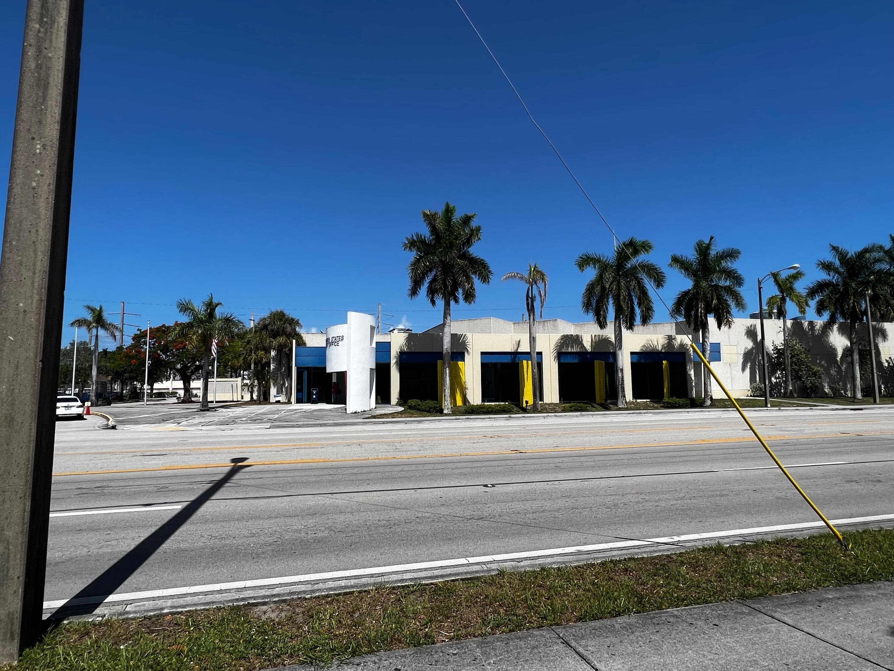 435 NW 7th Avenue, Fort Lauderdale, FL — photo 6 of 12