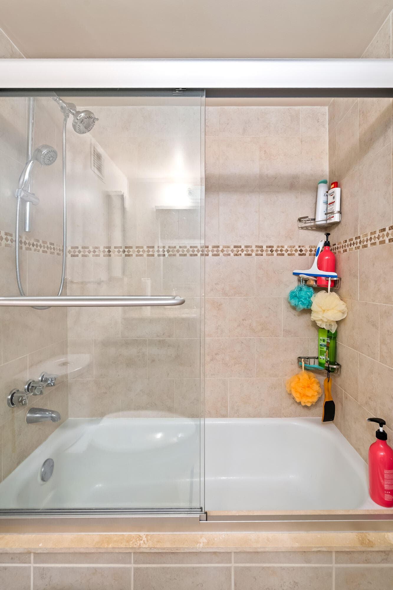 2000 Atlantic Shores Boulevard Apt 410, Hallandale Beach, FL 33009 — photo 35 of 53