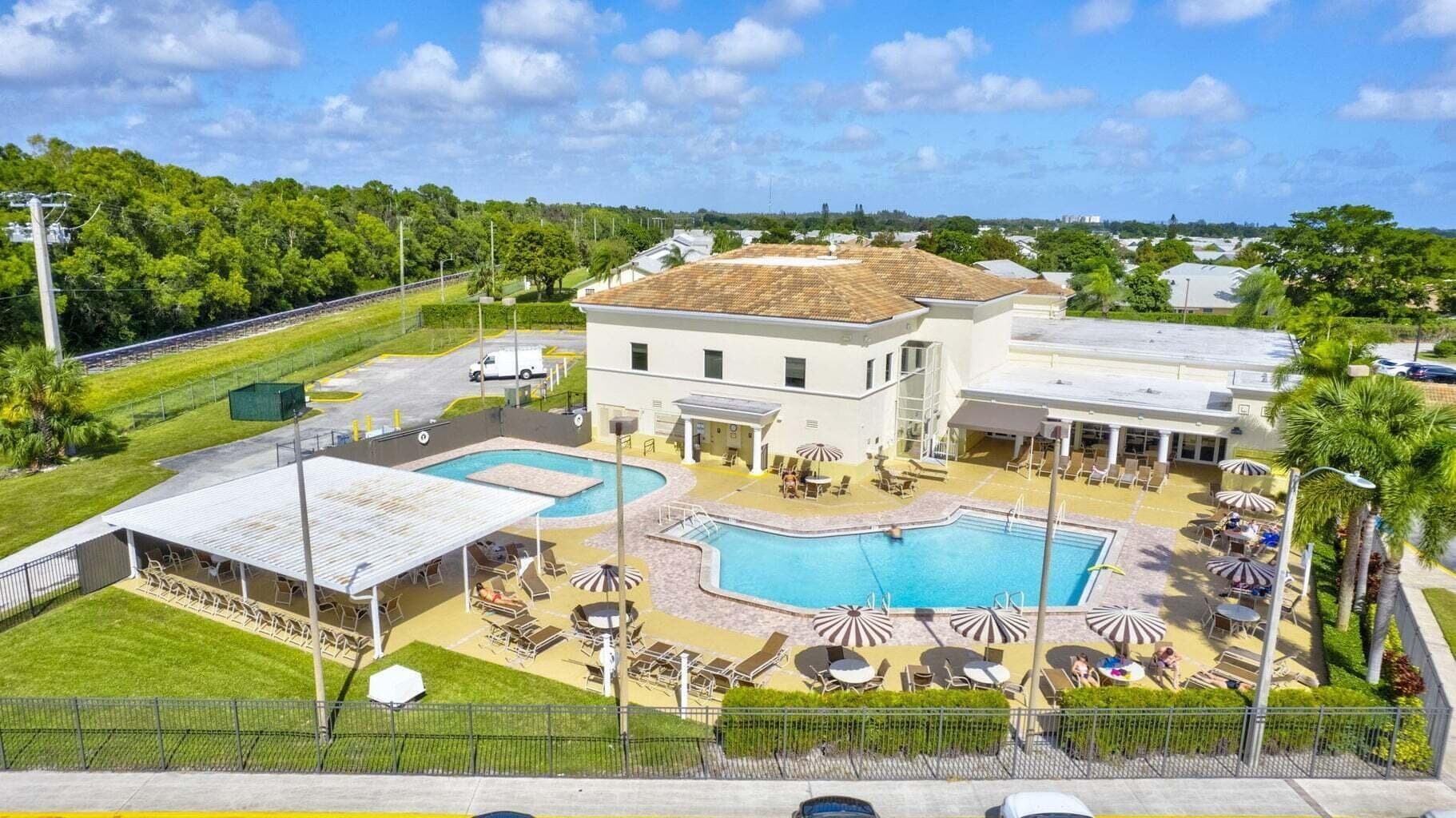 104 Plymouth M, West Palm Beach, FL 33417 — photo 40 of 44