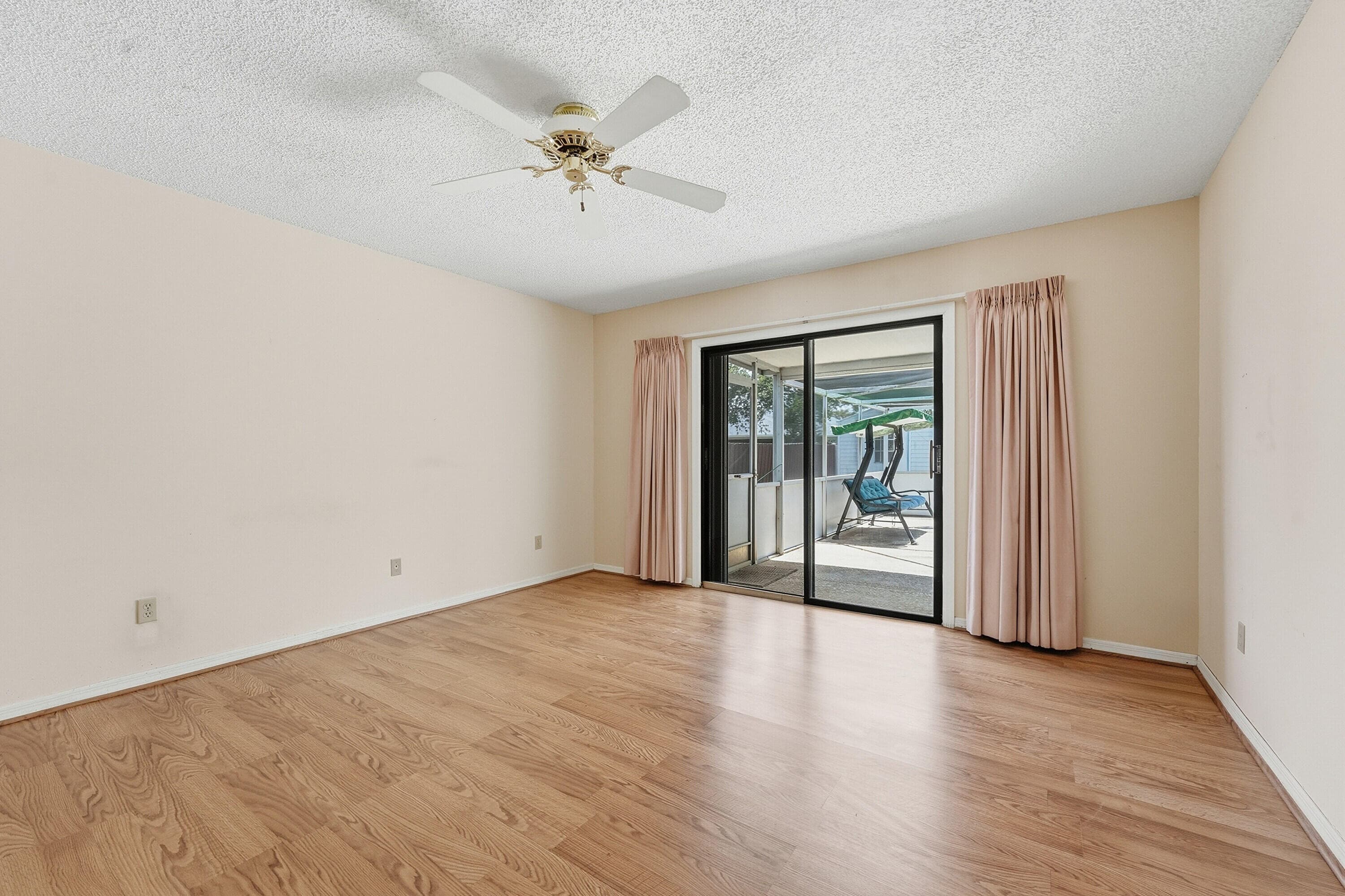 814 SE Celtic Avenue, Port St. Lucie, FL 34983 — photo 13 of 44