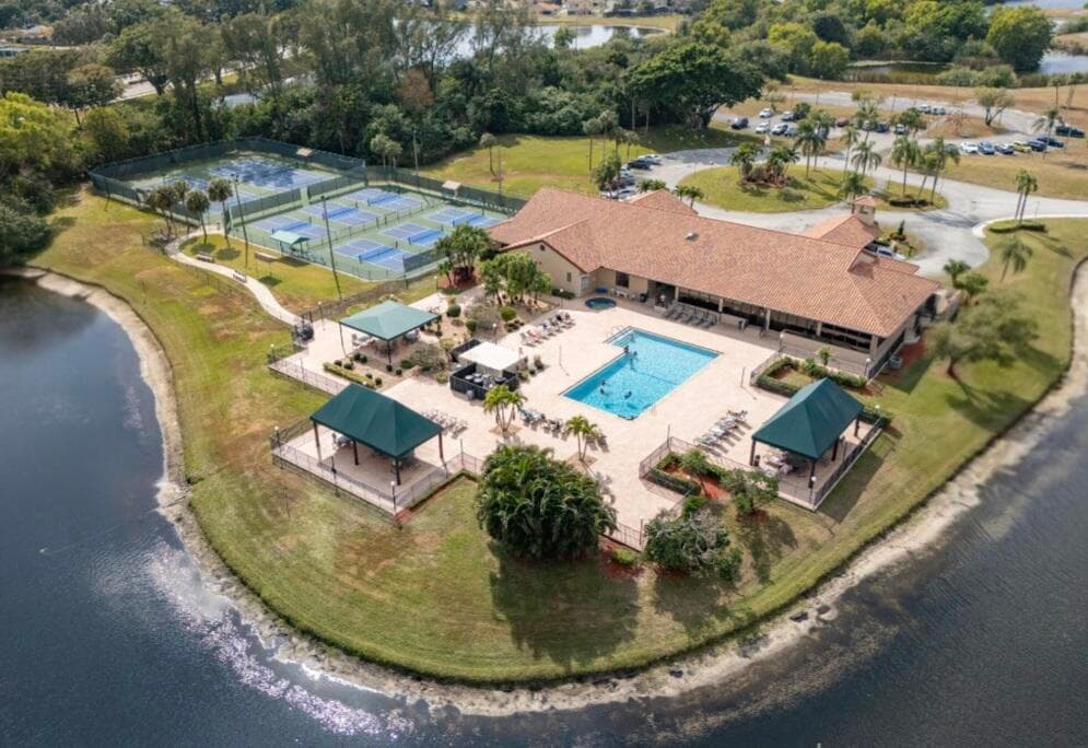 6043 Parkwalk Drive, Boynton Beach, FL 33472 — photo 28 of 34