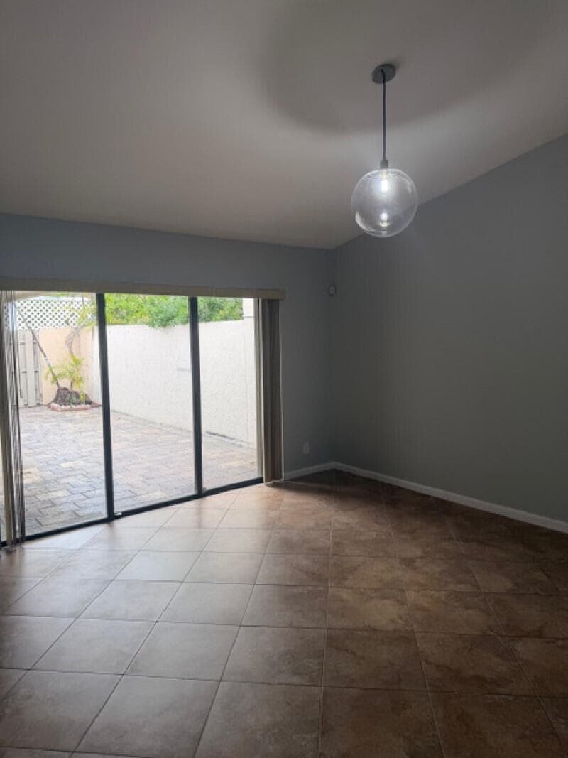 3076 S Oakland Forest Drive 503, Oakland Park, FL 33309 — photo 2 of 13