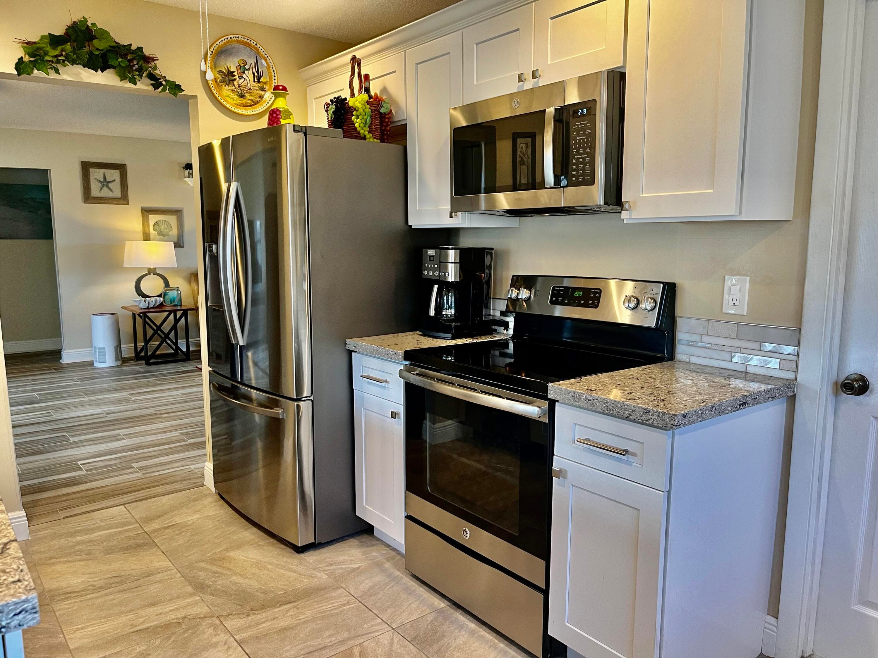 2398 SW 9th Avenue N, Boynton Beach, FL 33426 — photo 16 of 33