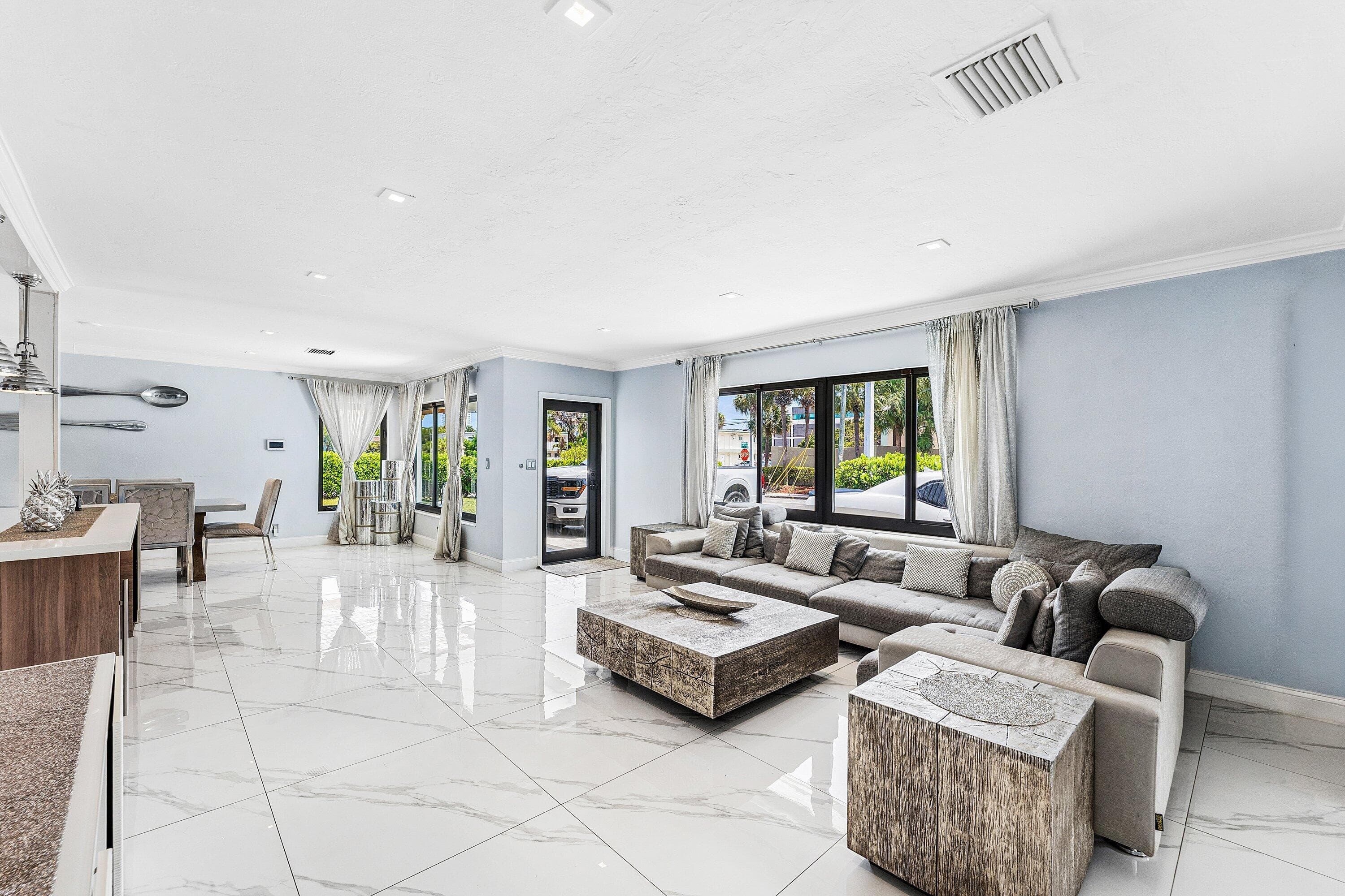 201 NE 26th Avenue, Pompano Beach, FL 33062 — photo 14 of 33