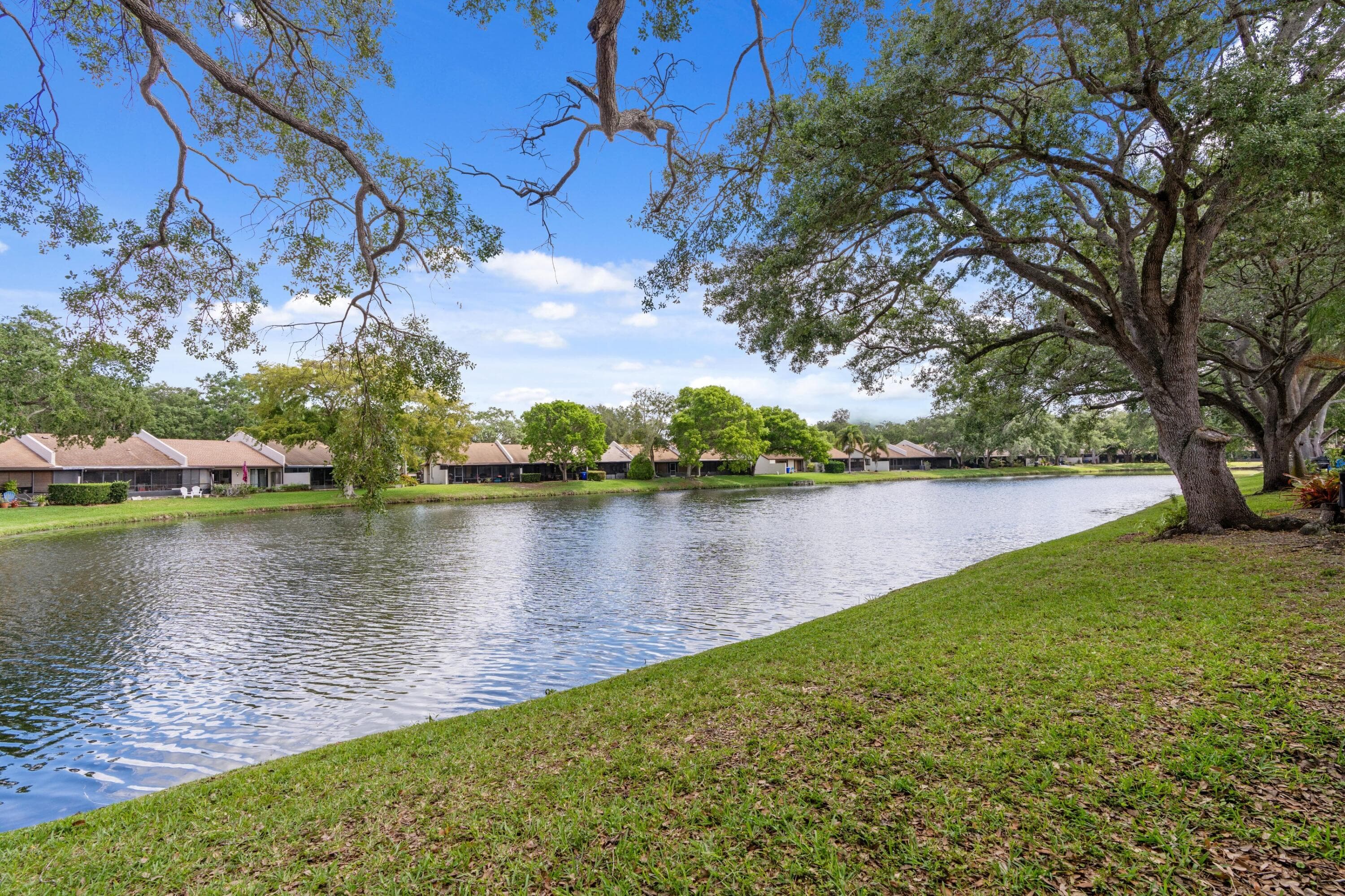 9709 NW 16th Street, Pembroke Pines, FL 33024 — photo 10 of 31