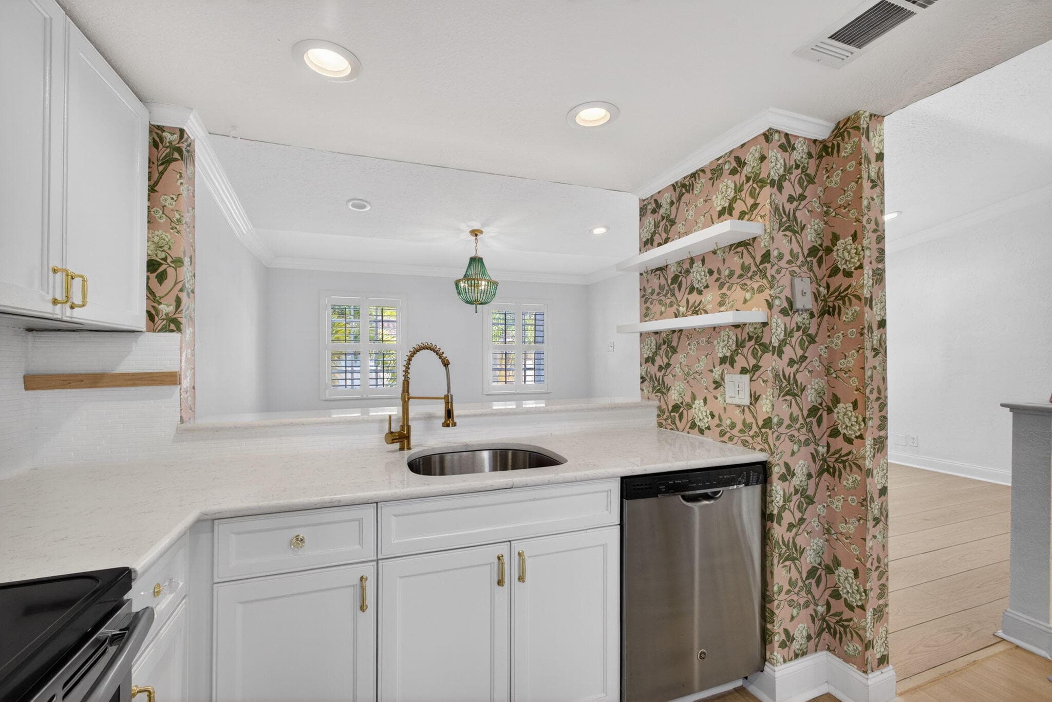1020 Lake Shore Drive 105, Lake Park, FL 33403 — photo 20 of 60