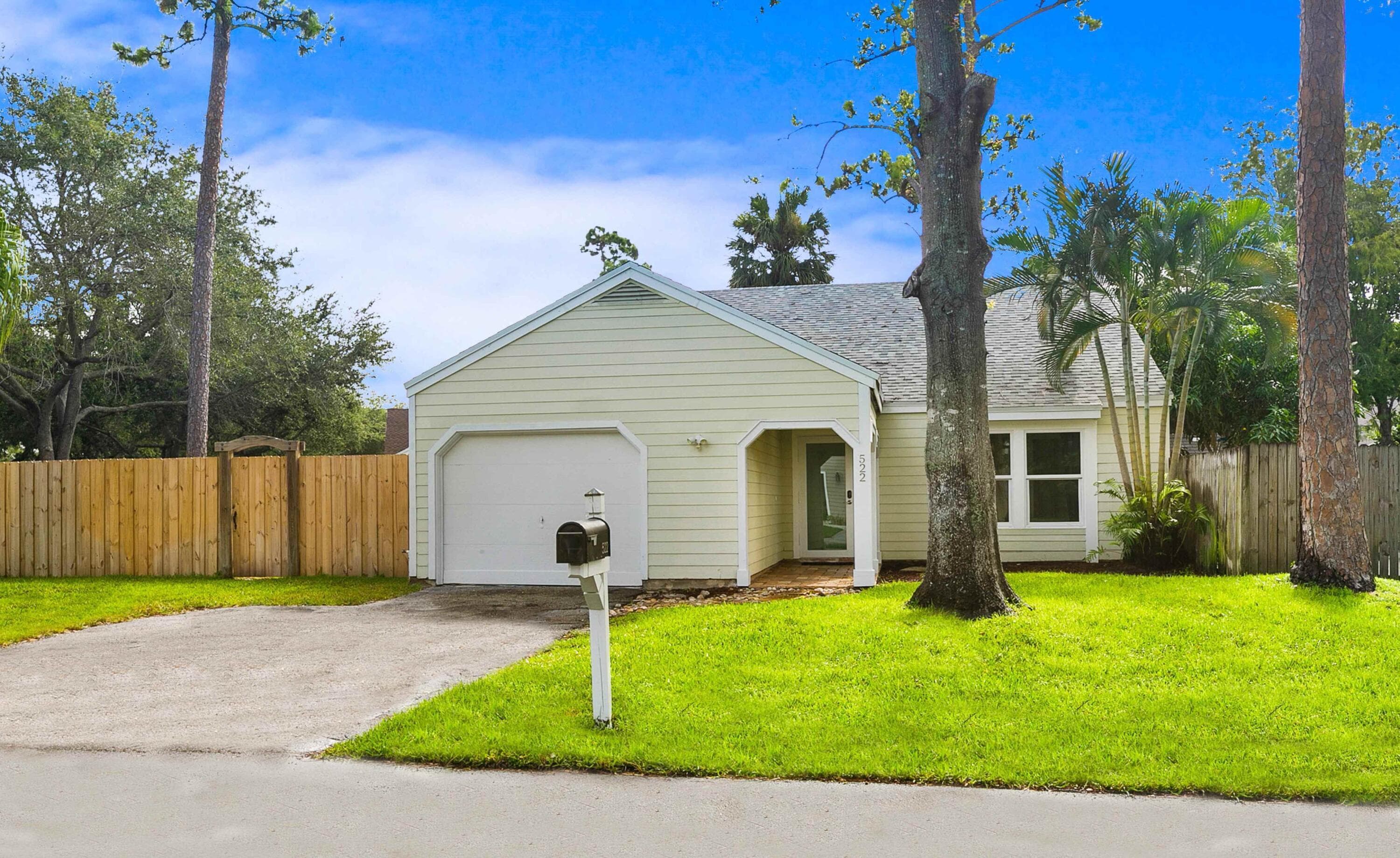 522 Goldenwood Way, Wellington, FL 33414 — photo 1 of 15
