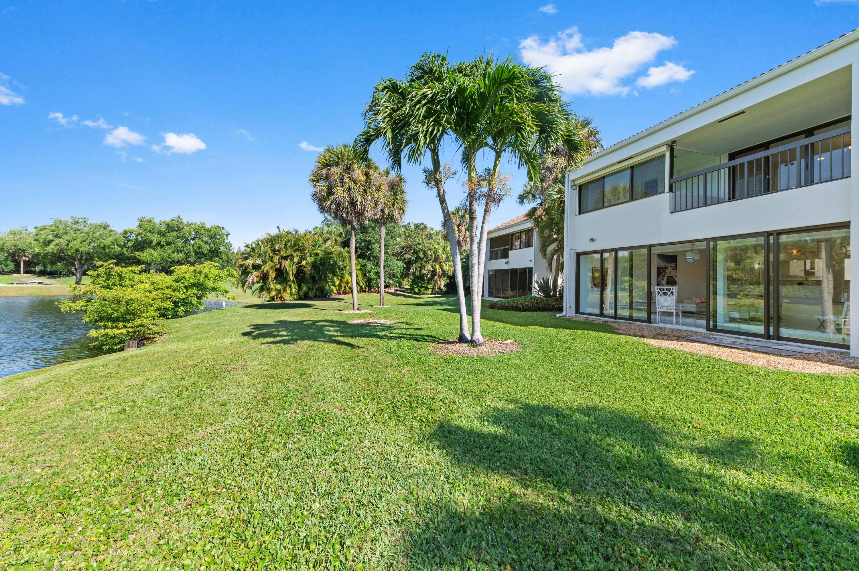 2435 Presidential Way H, West Palm Beach, FL 33401 — photo 48 of 76