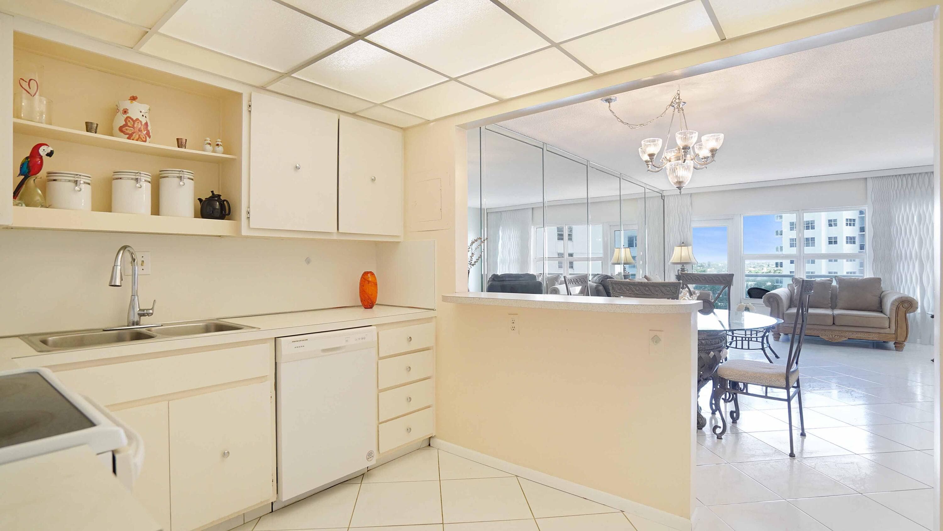 3550 Galt Ocean Drive 809, Fort Lauderdale, FL 33308 — photo 9 of 32