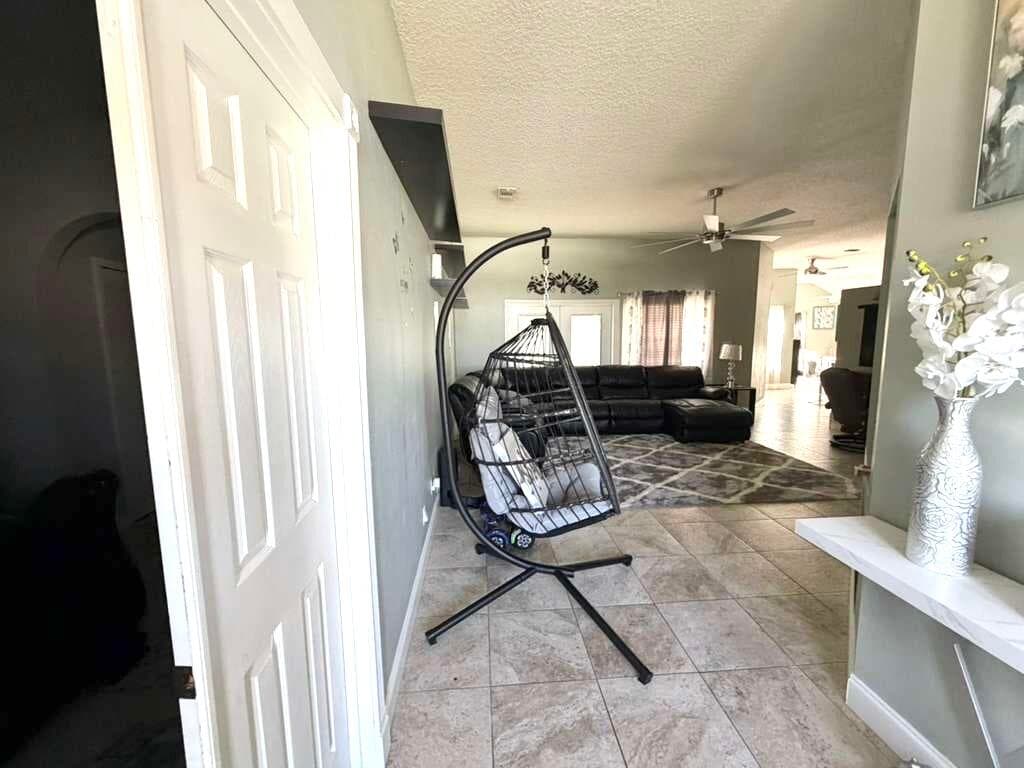 523 SW Gale Lane, Port St. Lucie, FL 34953 — photo 4 of 16