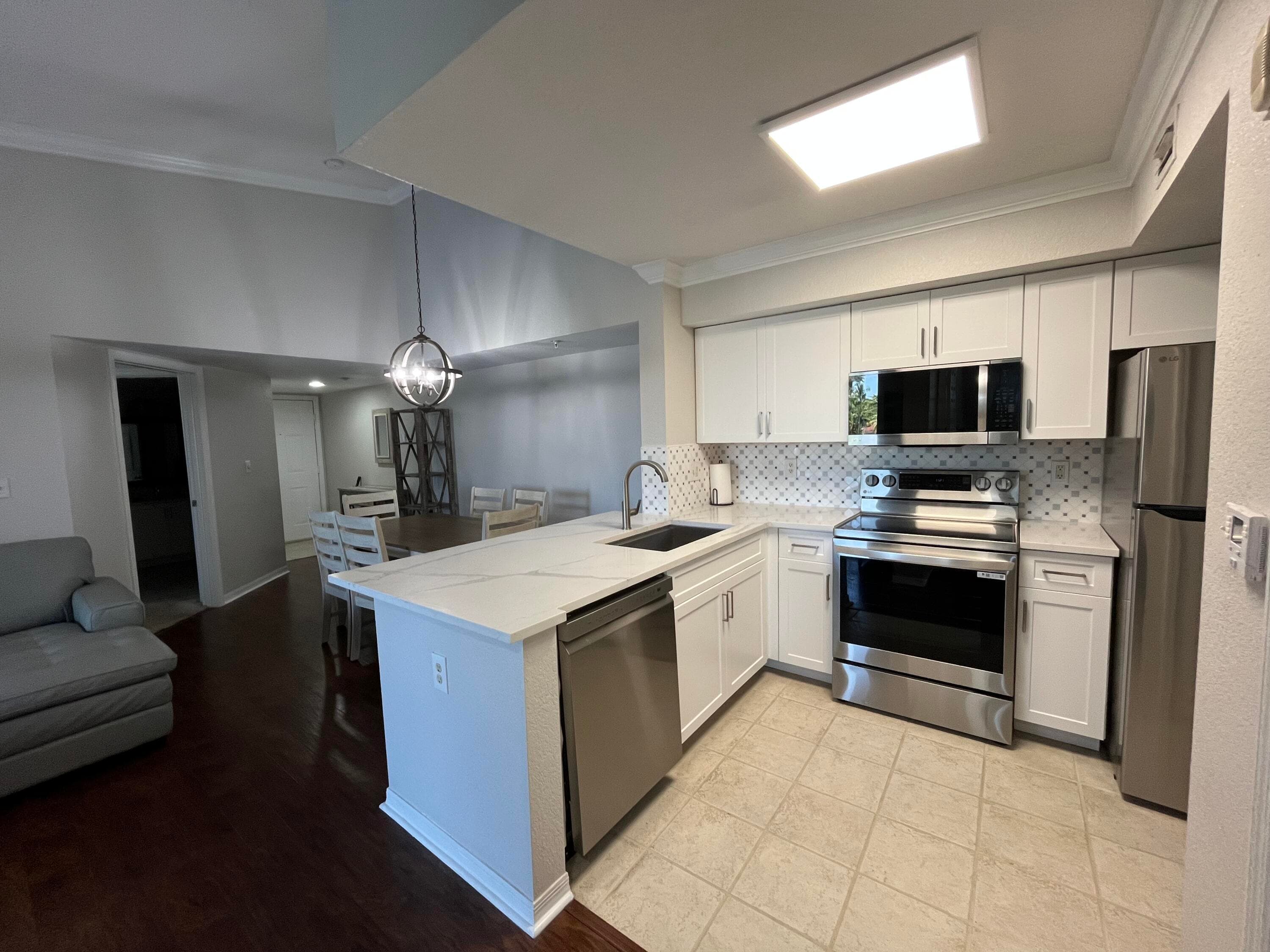 15135 Michelangelo Boulevard 306, Delray Beach, FL 33446 — photo 10 of 37