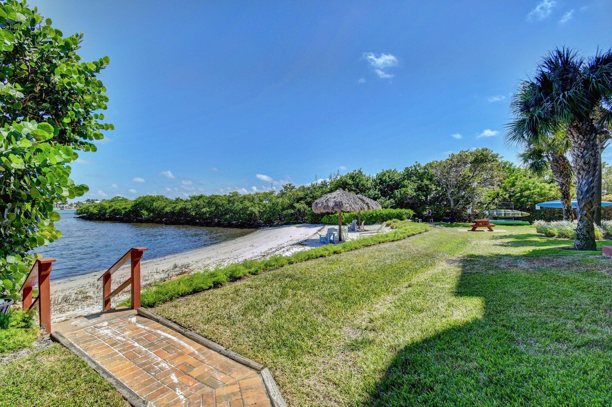1000 Scotia Drive 204, Hypoluxo, FL 33462 — photo 21 of 32