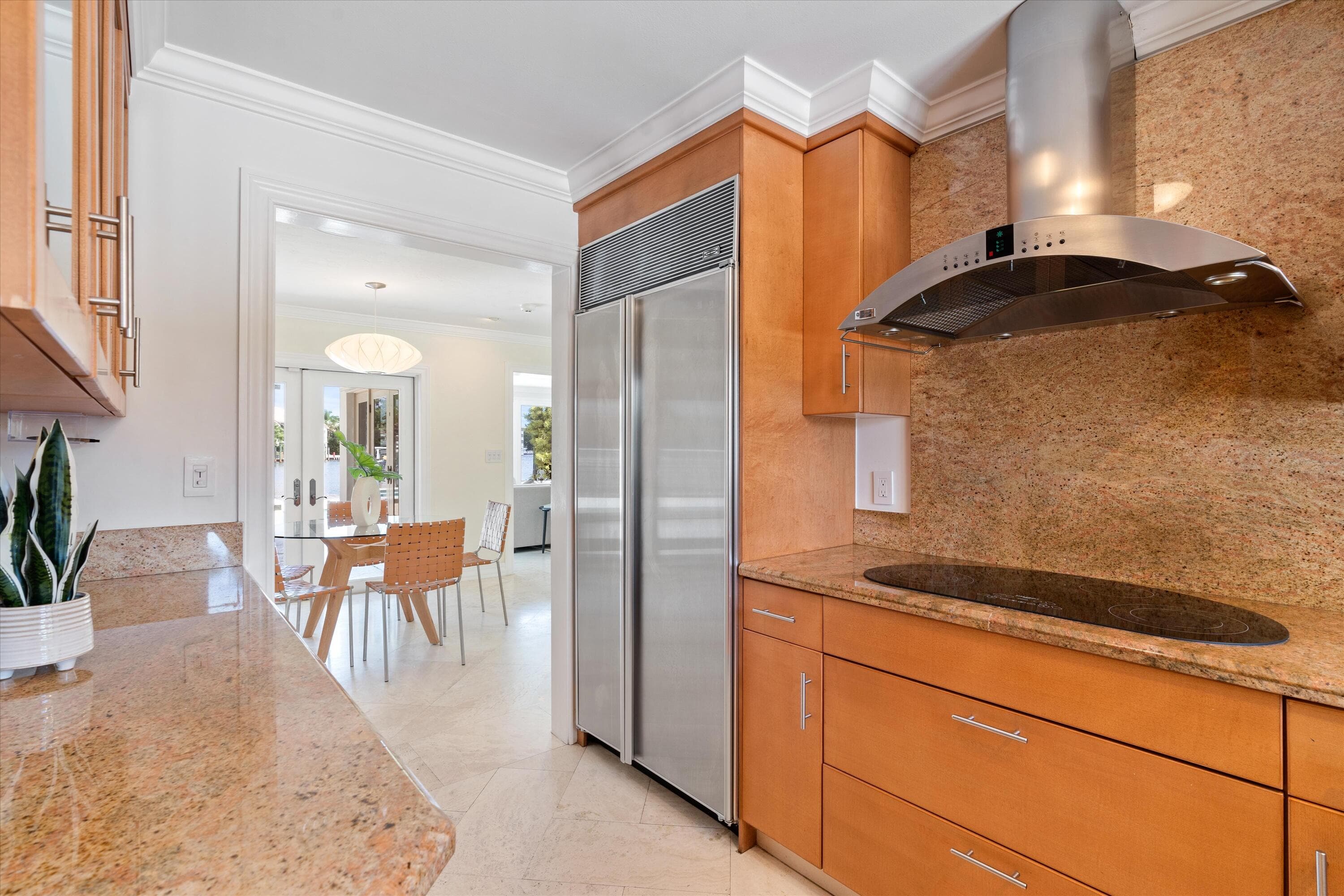 2625 NE 12th Street, Fort Lauderdale, FL 33304 — photo 14 of 35