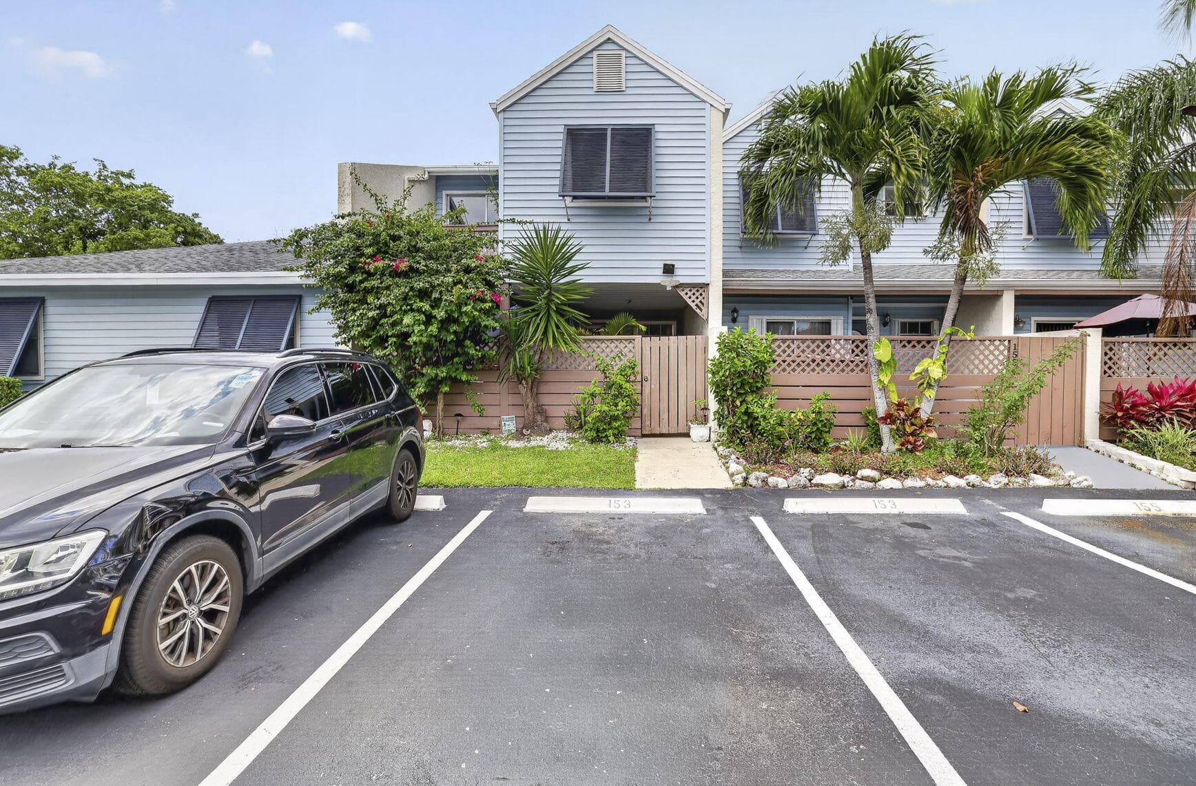153 W Hemingway Circle W, Margate, FL 33063 — photo 1 of 35