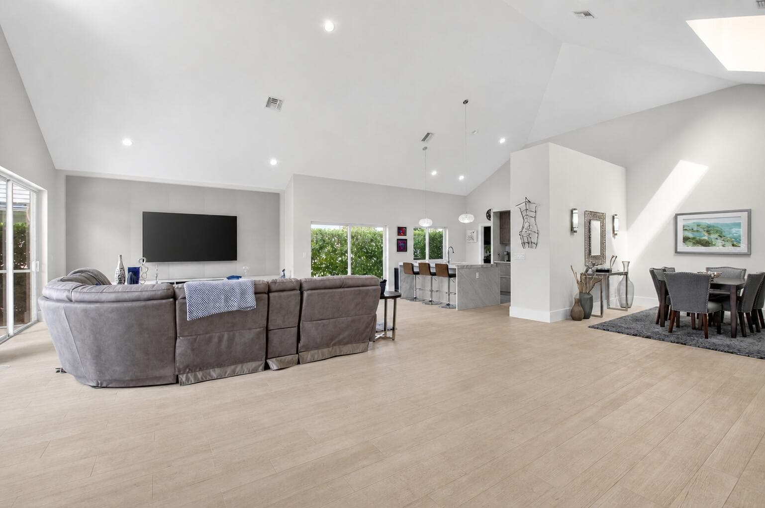 17320 Loch Lomond Way, Boca Raton, FL 33496 — photo 7 of 27