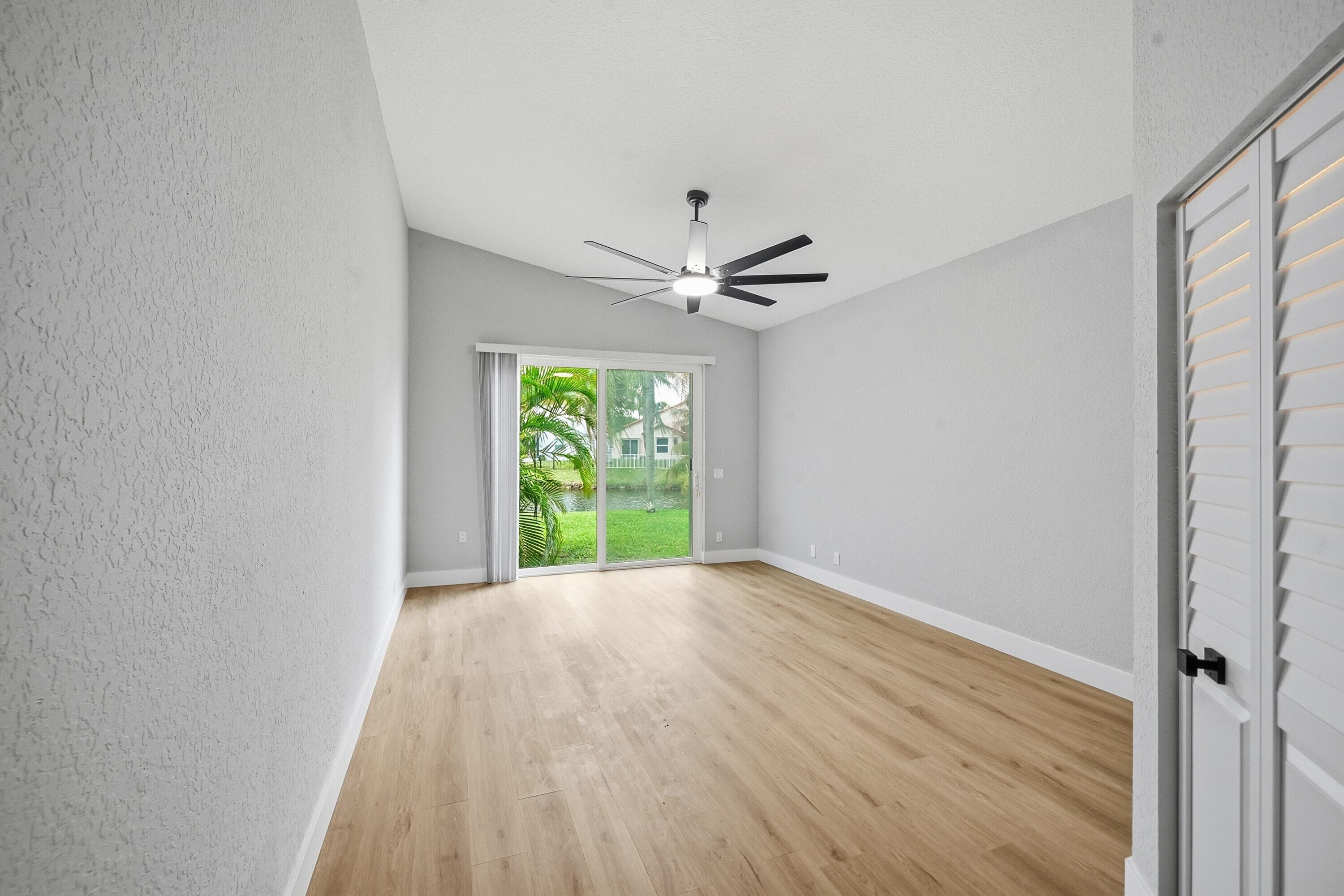 285 NW 45th Terrace, Deerfield Beach, FL 33442 — photo 22 of 44
