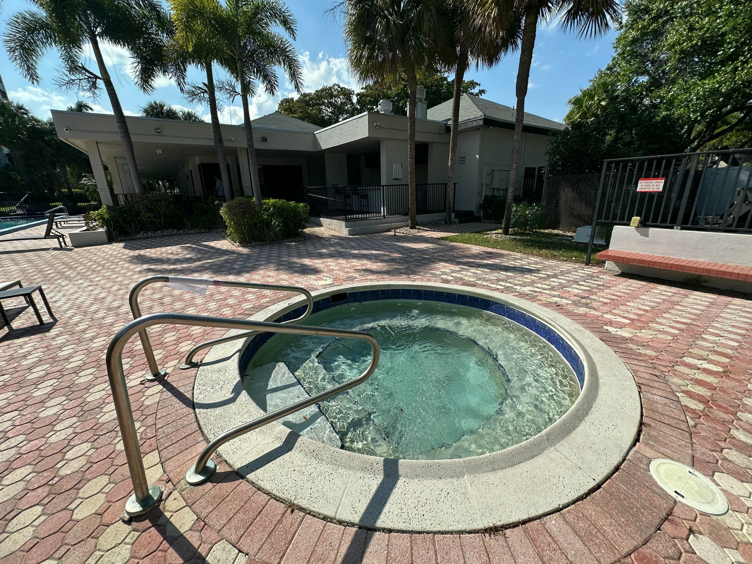 1250 S Military Trail Apt, 1612, Deerfield Beach, FL 33442 — photo 30 of 32