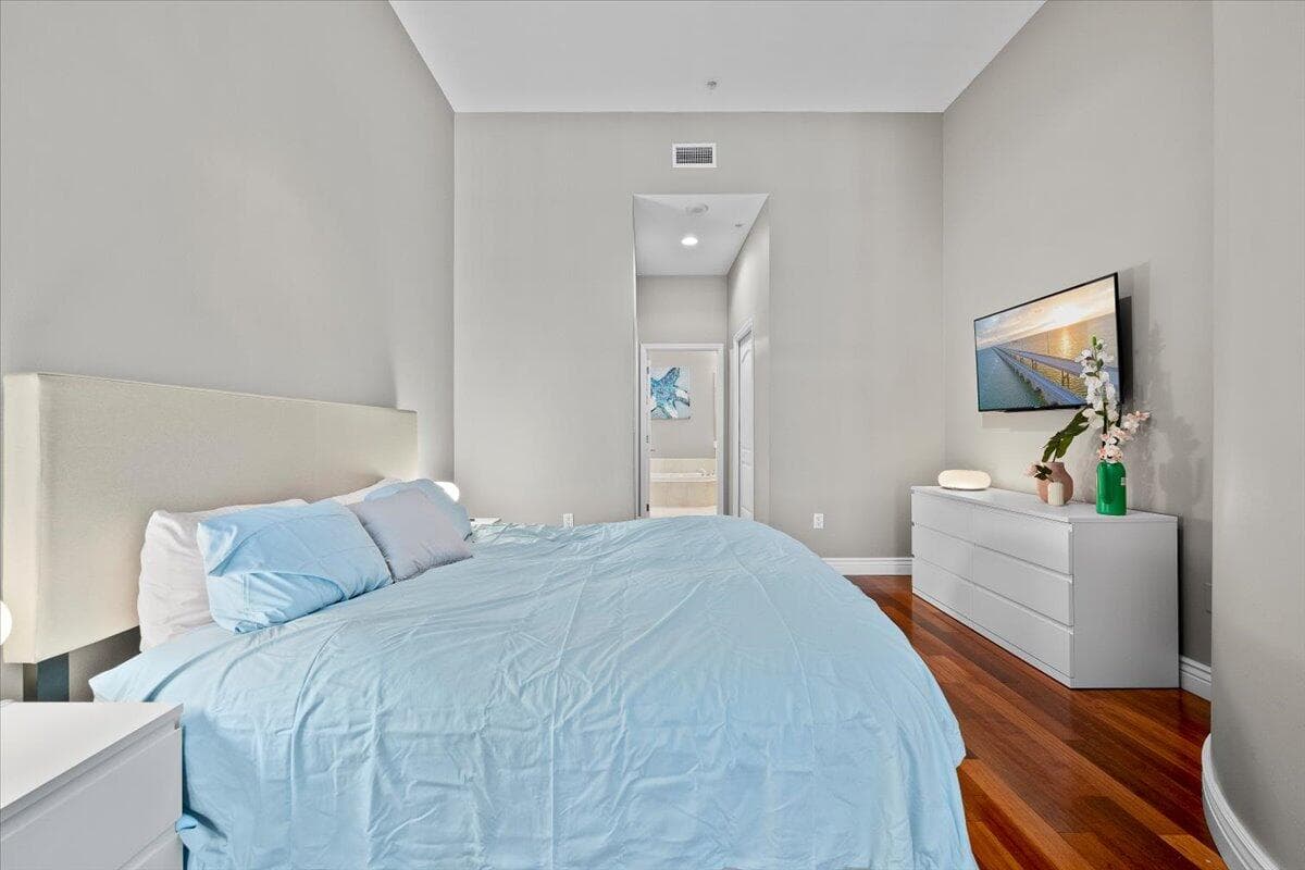 801 S Olive Avenue 434, West Palm Beach, FL 33401 — photo 14 of 31
