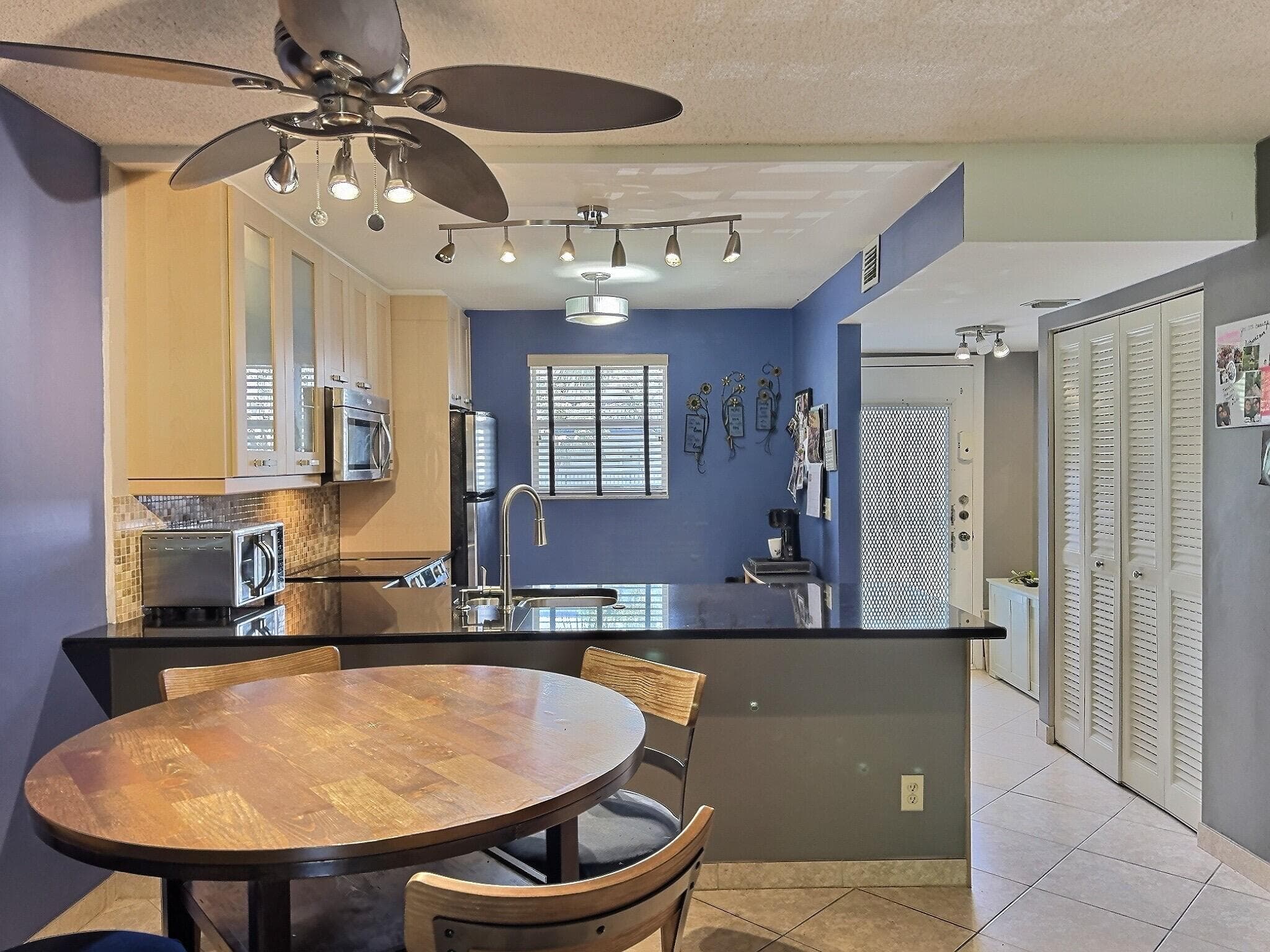 3150 Holiday Springs Boulevard 8-204, Margate, FL 33063 — photo 4 of 36