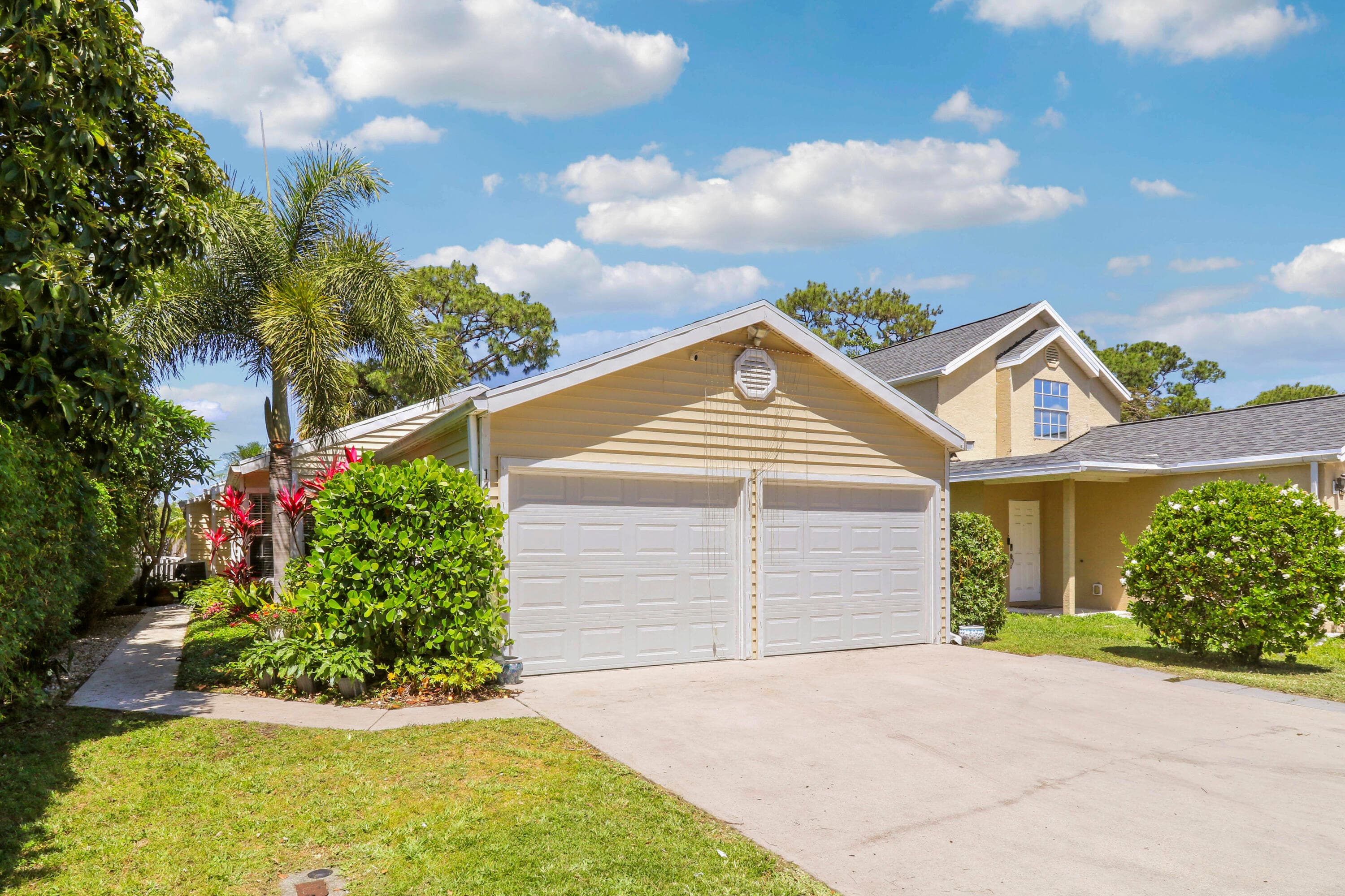 1437 Dandelion Lane, West Palm Beach, FL 33415 — photo 1 of 43