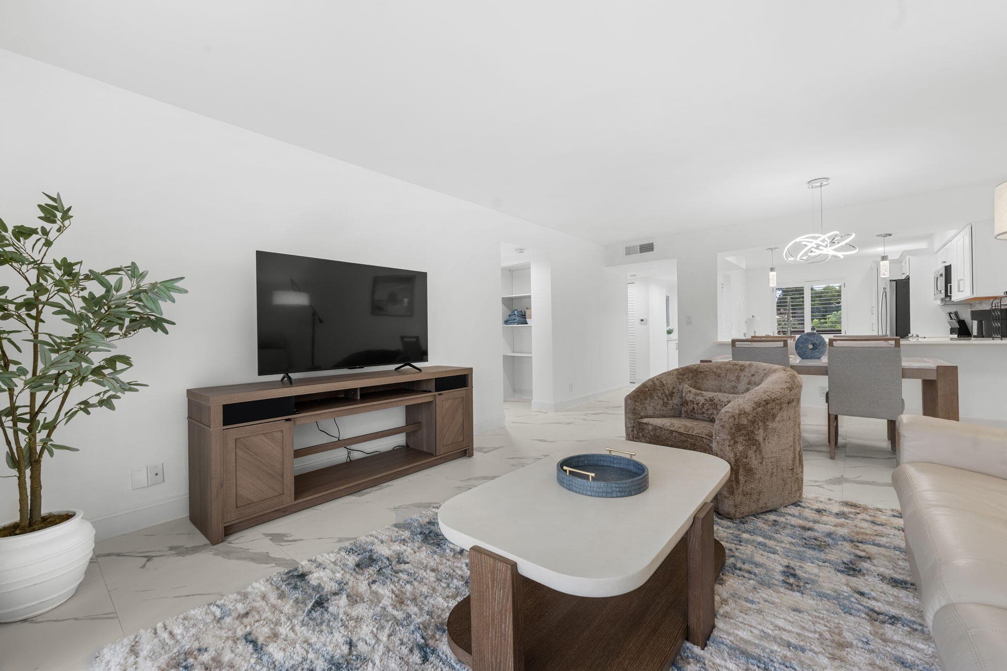 6936 Huntington Lane 302, Delray Beach, FL 33446 — photo 7 of 42