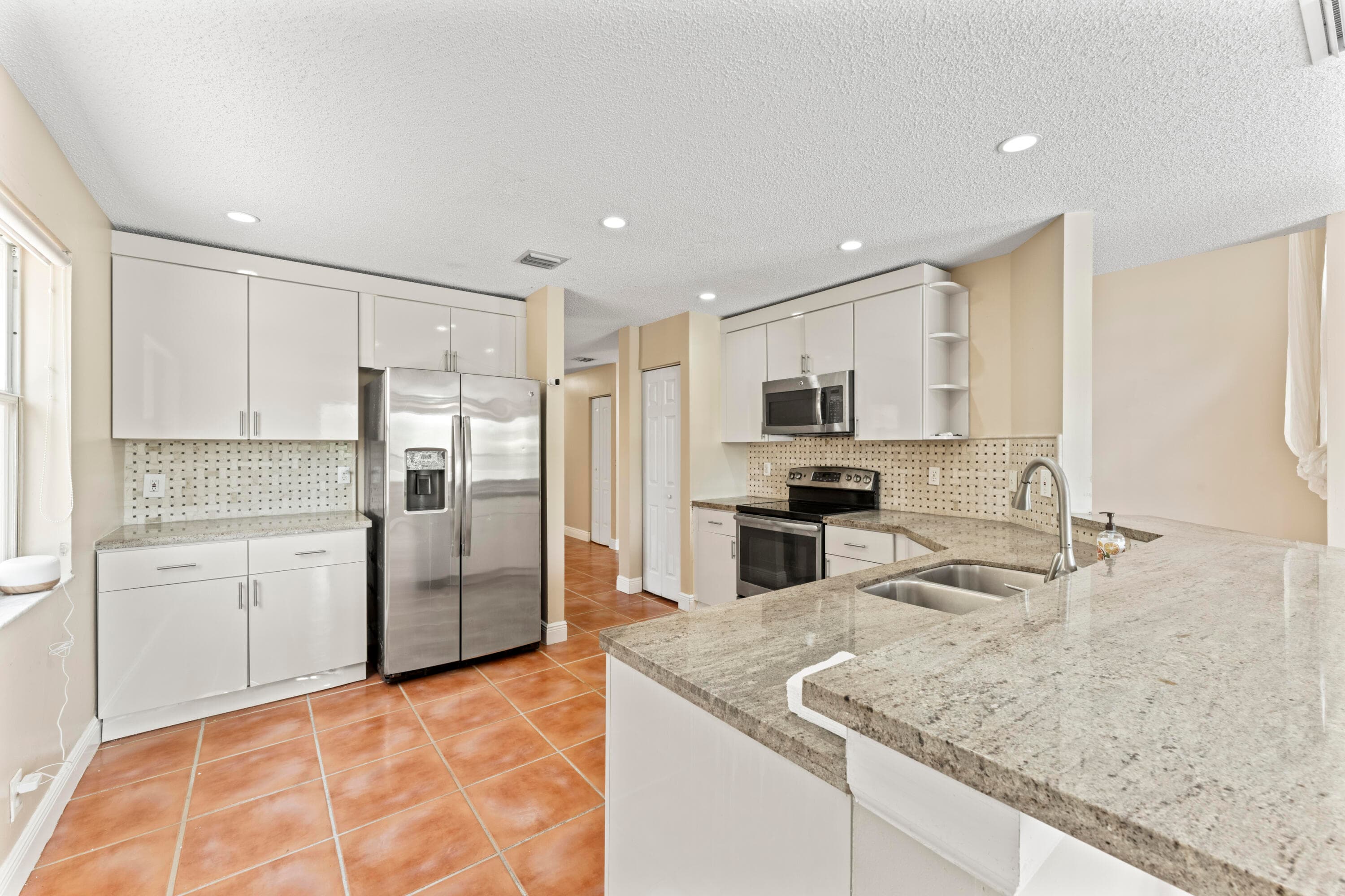 2103 SW 173rd Avenue, Miramar, FL 33029 — photo 6 of 34