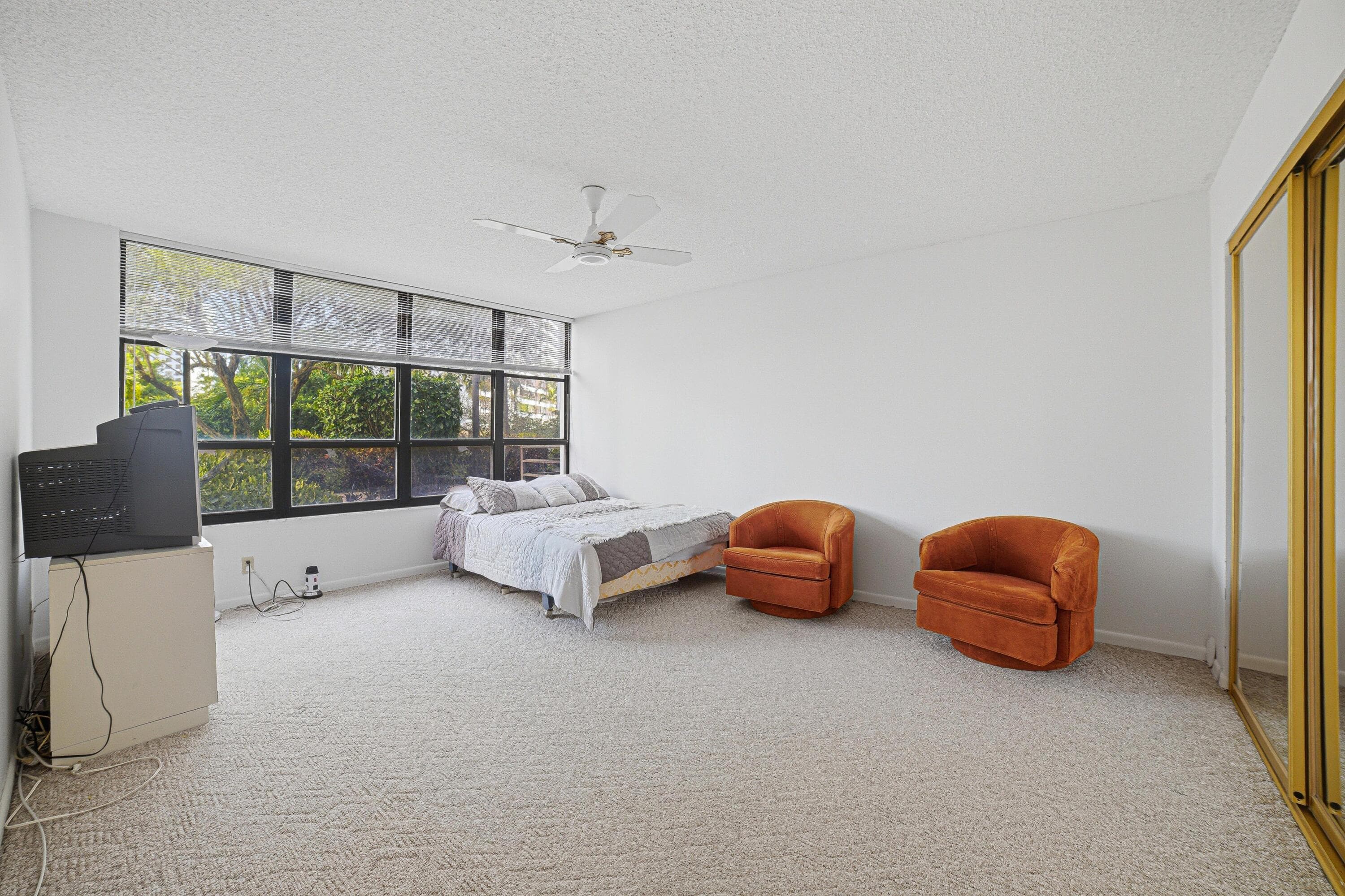 600 Three Islands Boulevard 121, Hallandale Beach, FL 33009 — photo 3 of 46