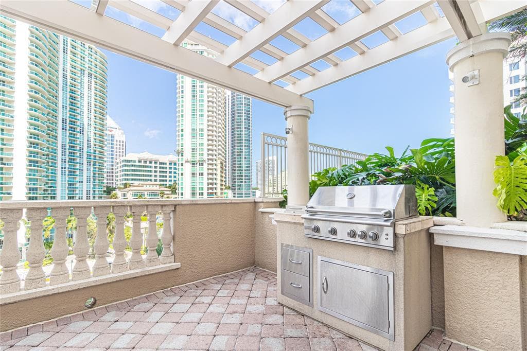 511 SE 5th Avenue 1701, Fort Lauderdale, FL 33301 — photo 47 of 52