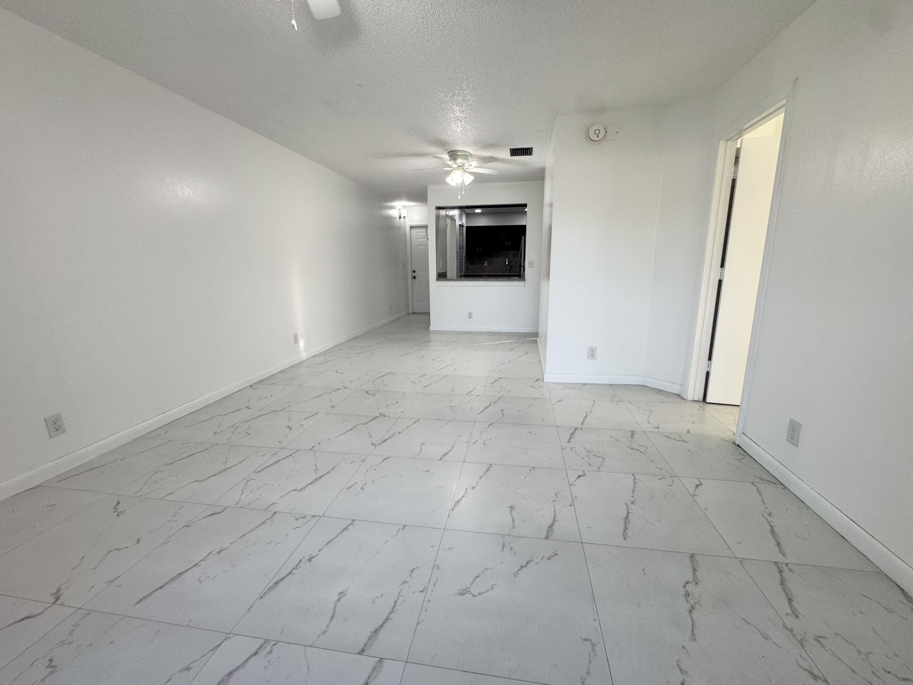 10687 Royal Palm Boulevard, Coral Springs, FL 33065 — photo 6 of 19