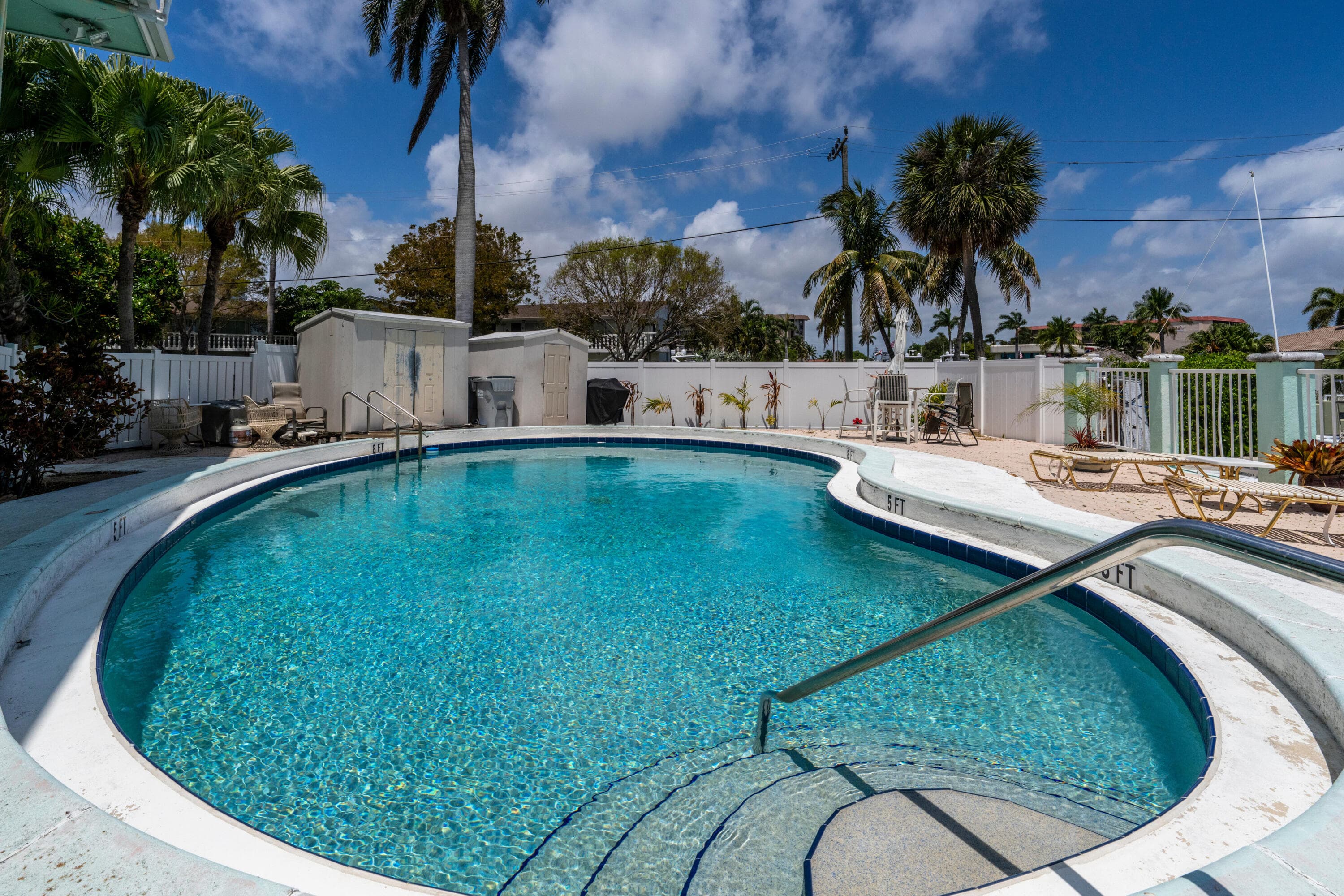810 SE 22nd Avenue 103, Pompano Beach, FL 33062 — photo 12 of 40