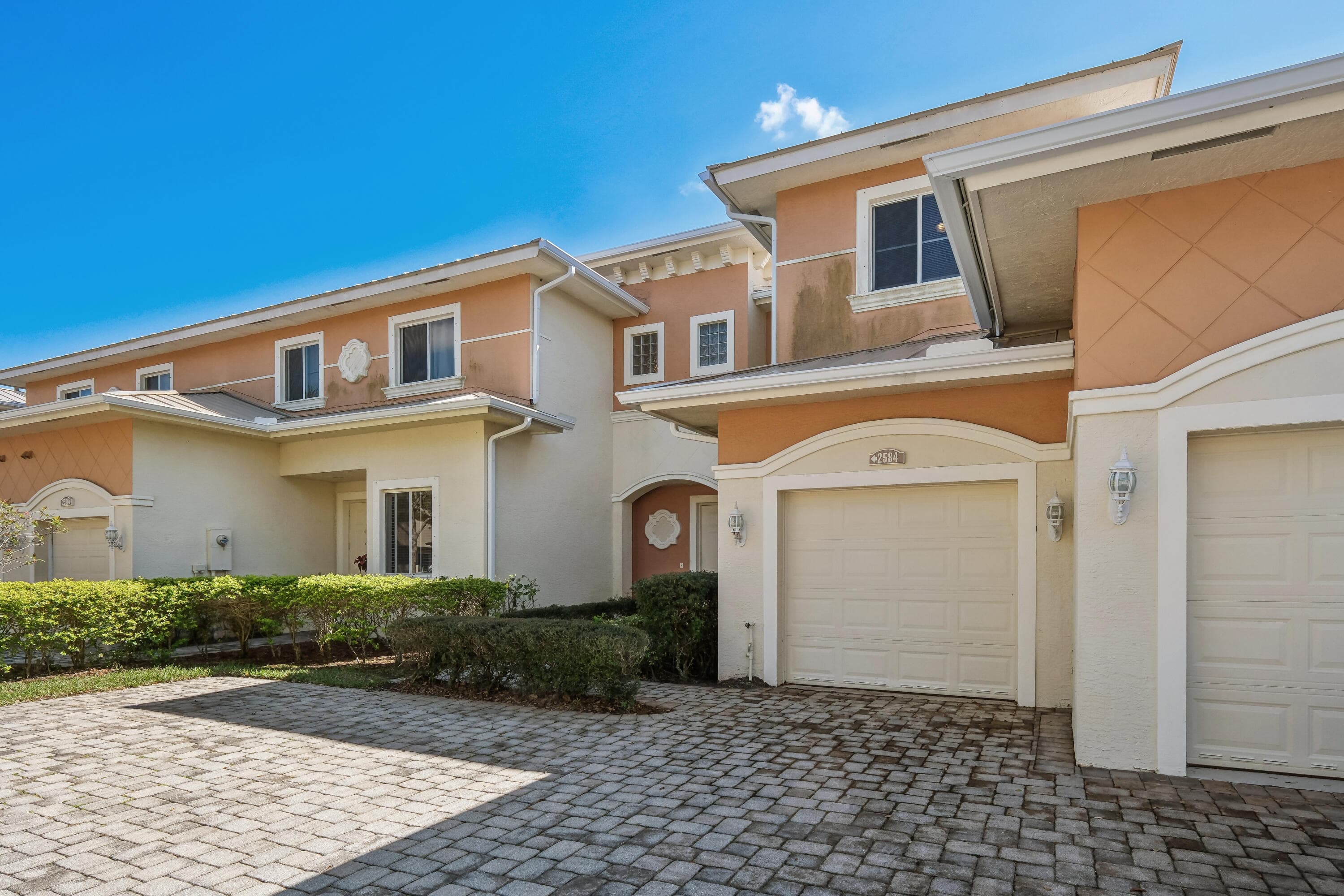 2584 SW Stockbridge Sq Square SW, Vero Beach, FL 32962 — photo 7 of 59