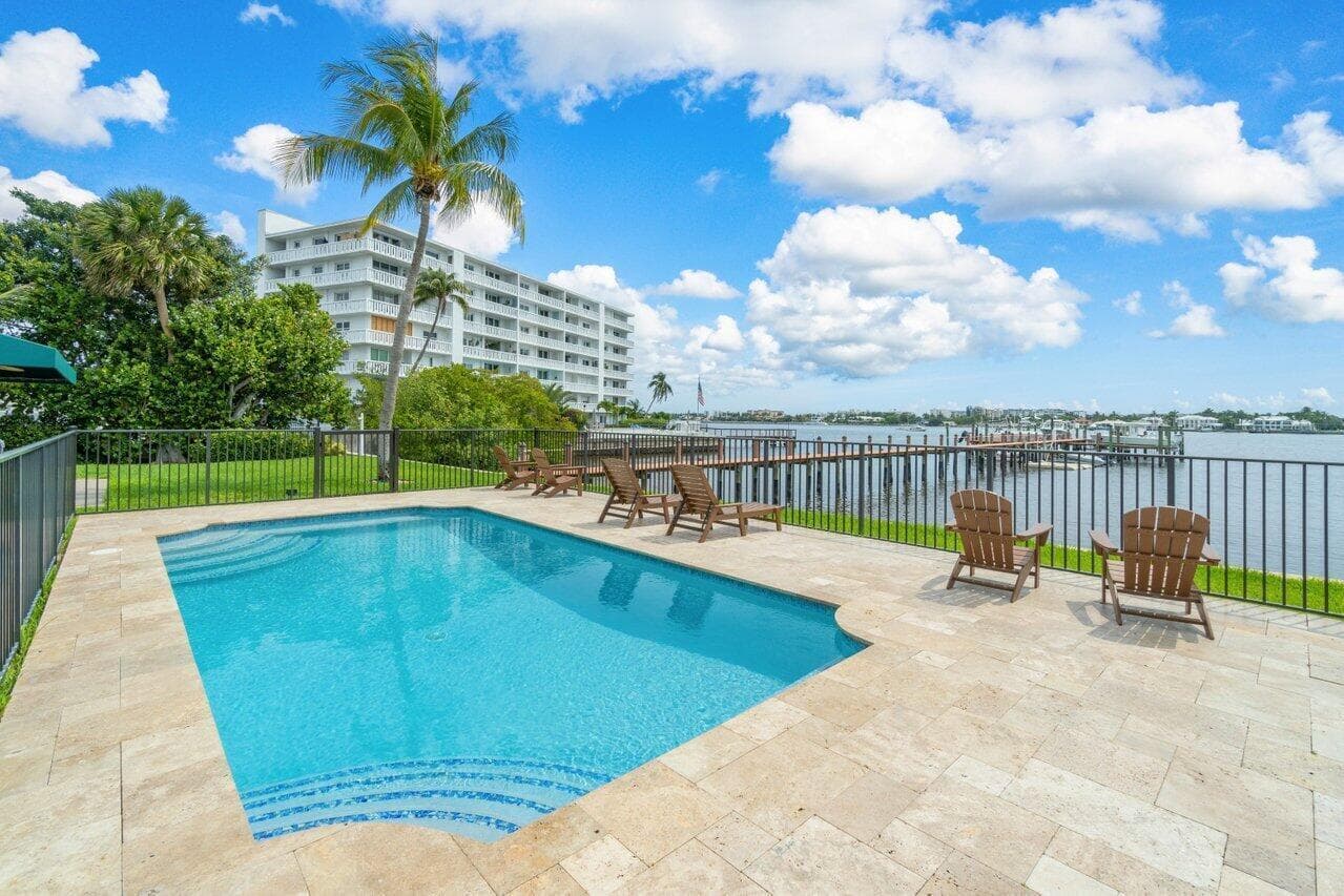324 N Lake Drive, Lantana, FL 33462 — photo 31 of 44