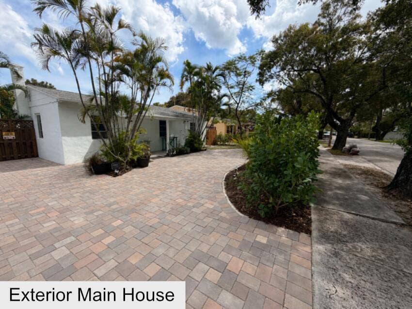 3024 Clyde Road, West Palm Beach, FL 33405 — photo 3 of 15