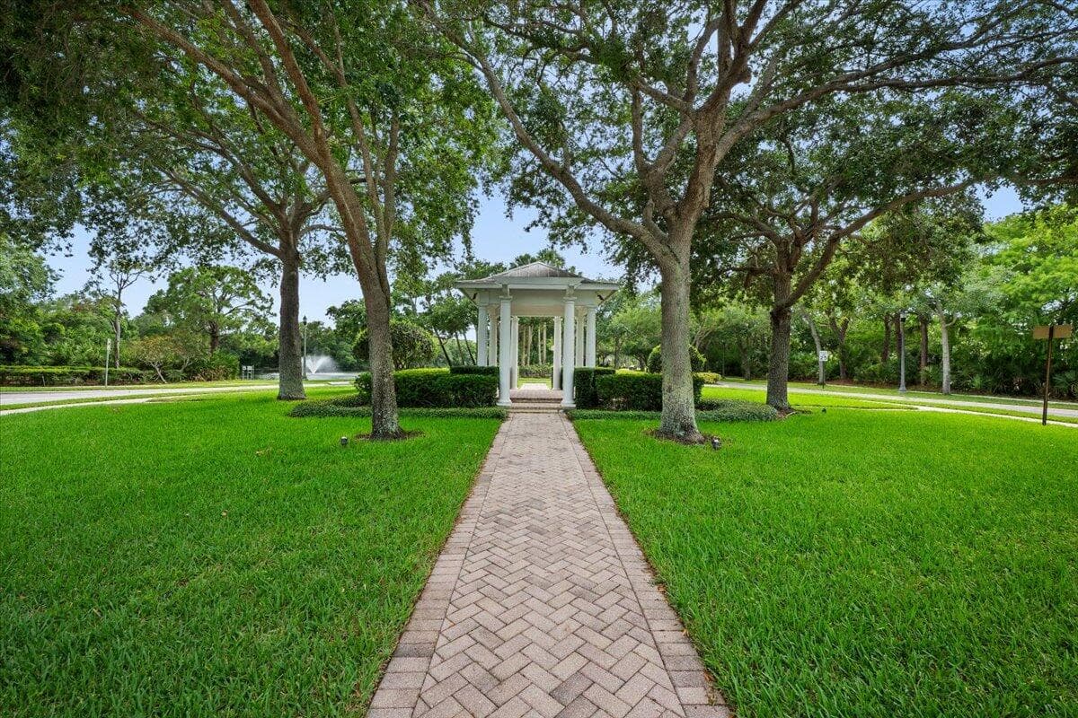 133 Sugarberry Drive, Jupiter, FL 33458 — photo 36 of 37