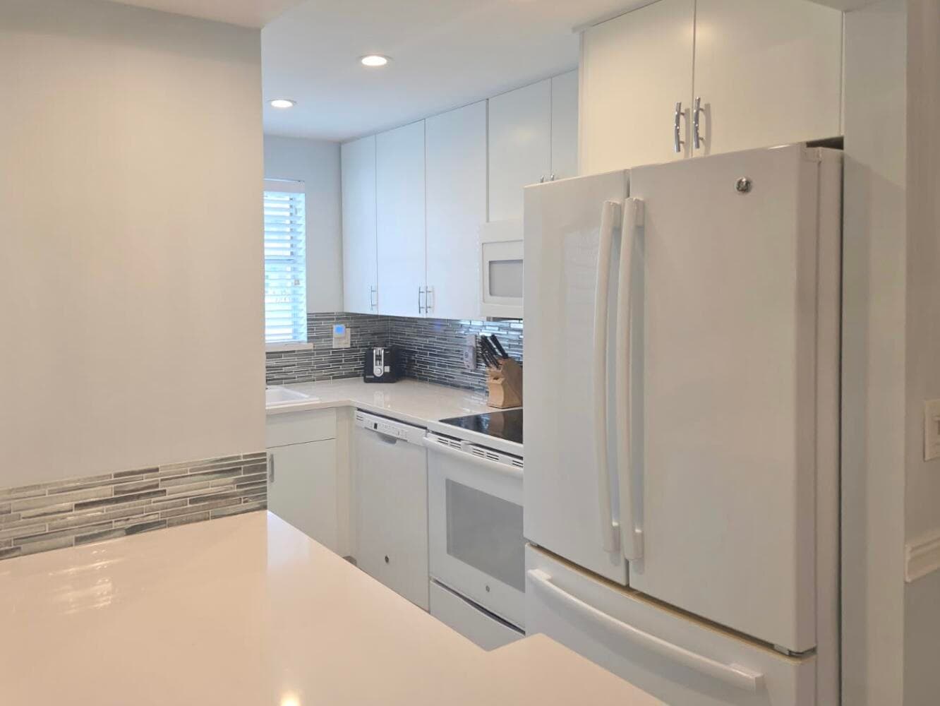 110 Shore Court 112b, North Palm Beach, FL 33408 — photo 7 of 22
