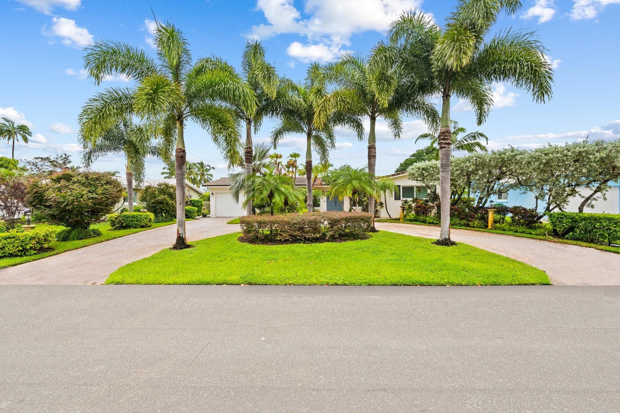 5790 NE 20th Terrace, Fort Lauderdale, FL 33308 — photo 3 of 26