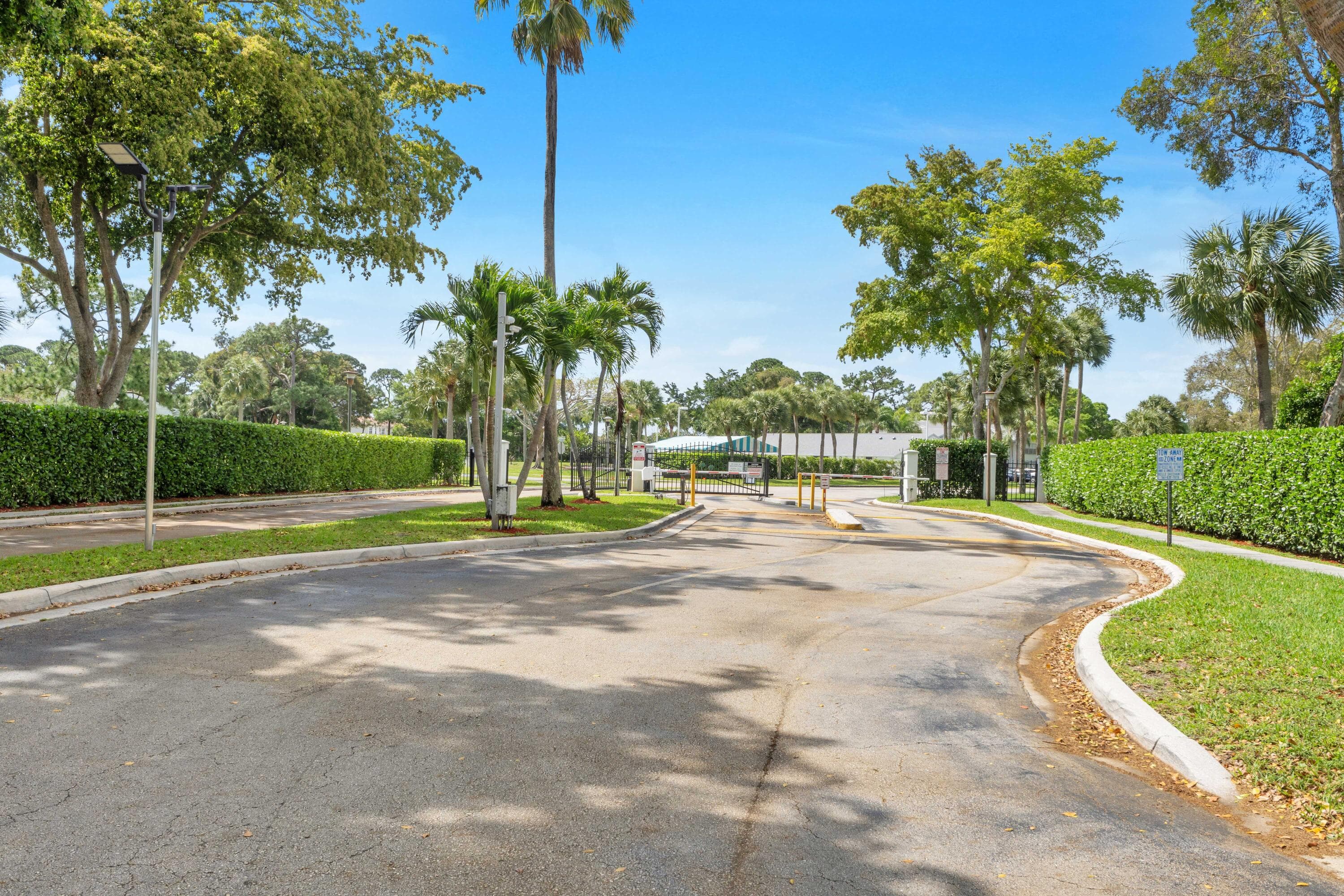 3714 Savoy Lane B, West Palm Beach, FL 33417 — photo 36 of 37