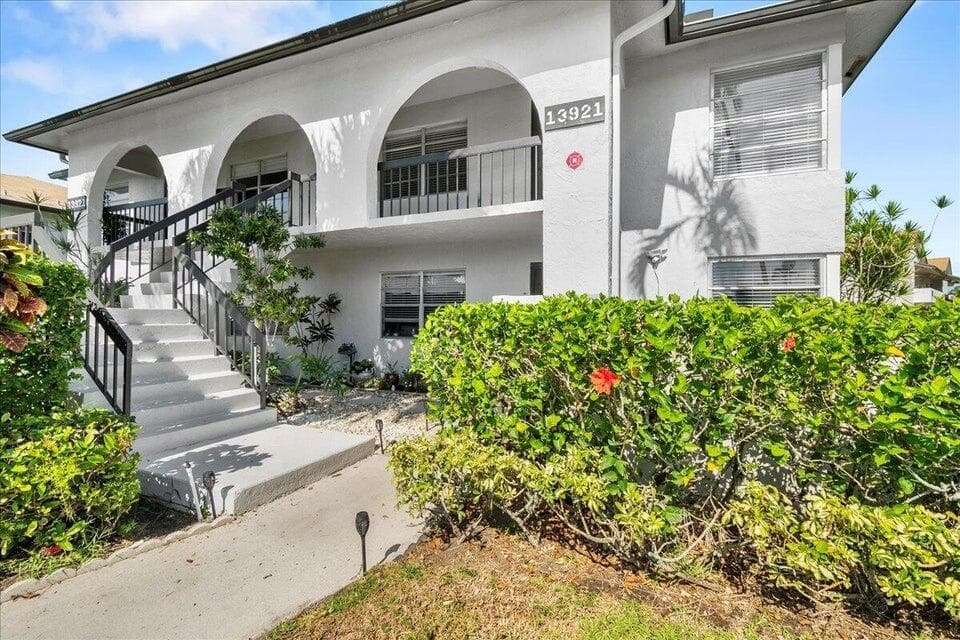13921 Royal Palm Court D, Delray Beach, FL 33484 — photo 30 of 44