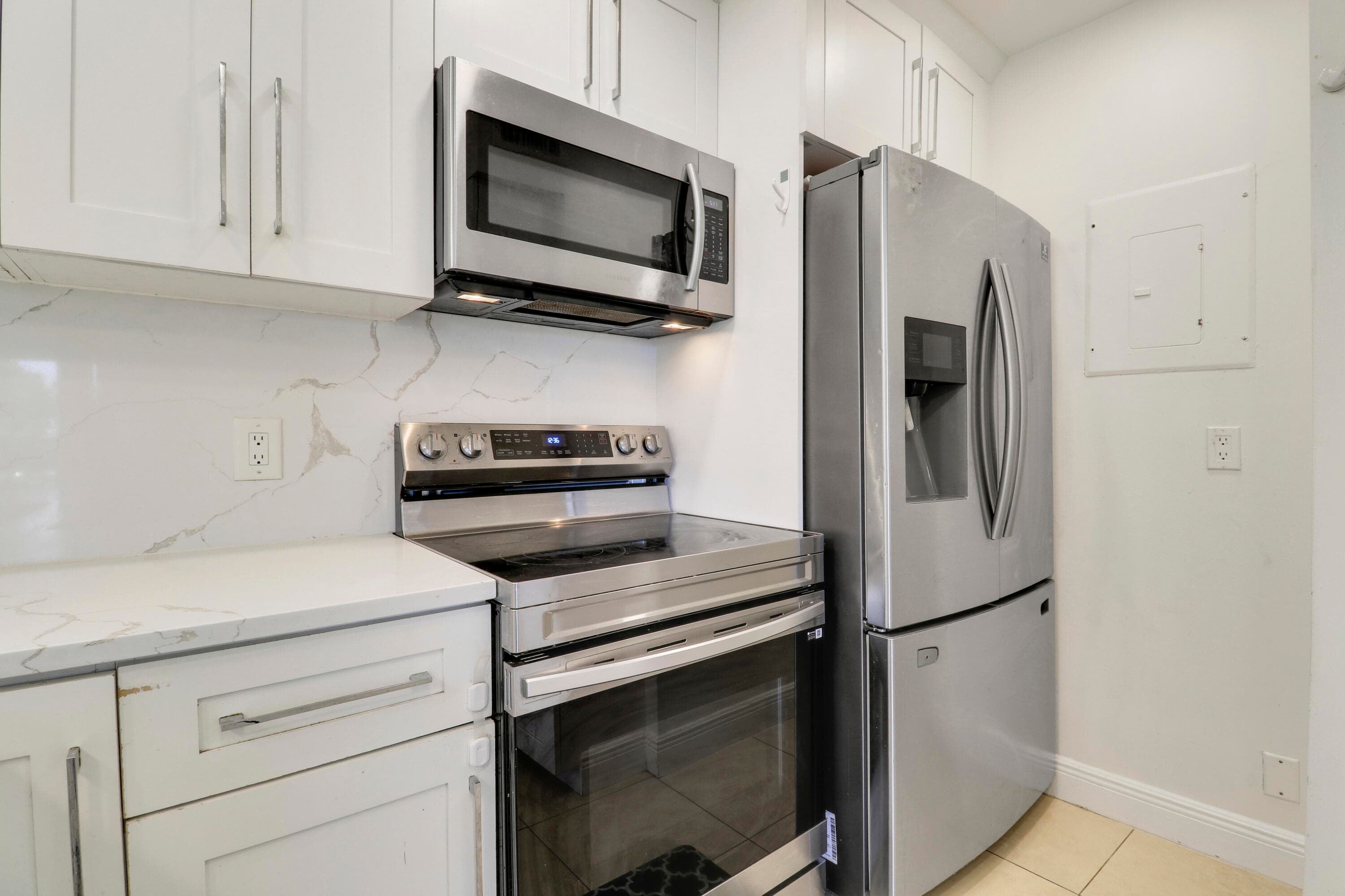 3630 Alder Drive E2, West Palm Beach, FL 33417 — photo 18 of 40