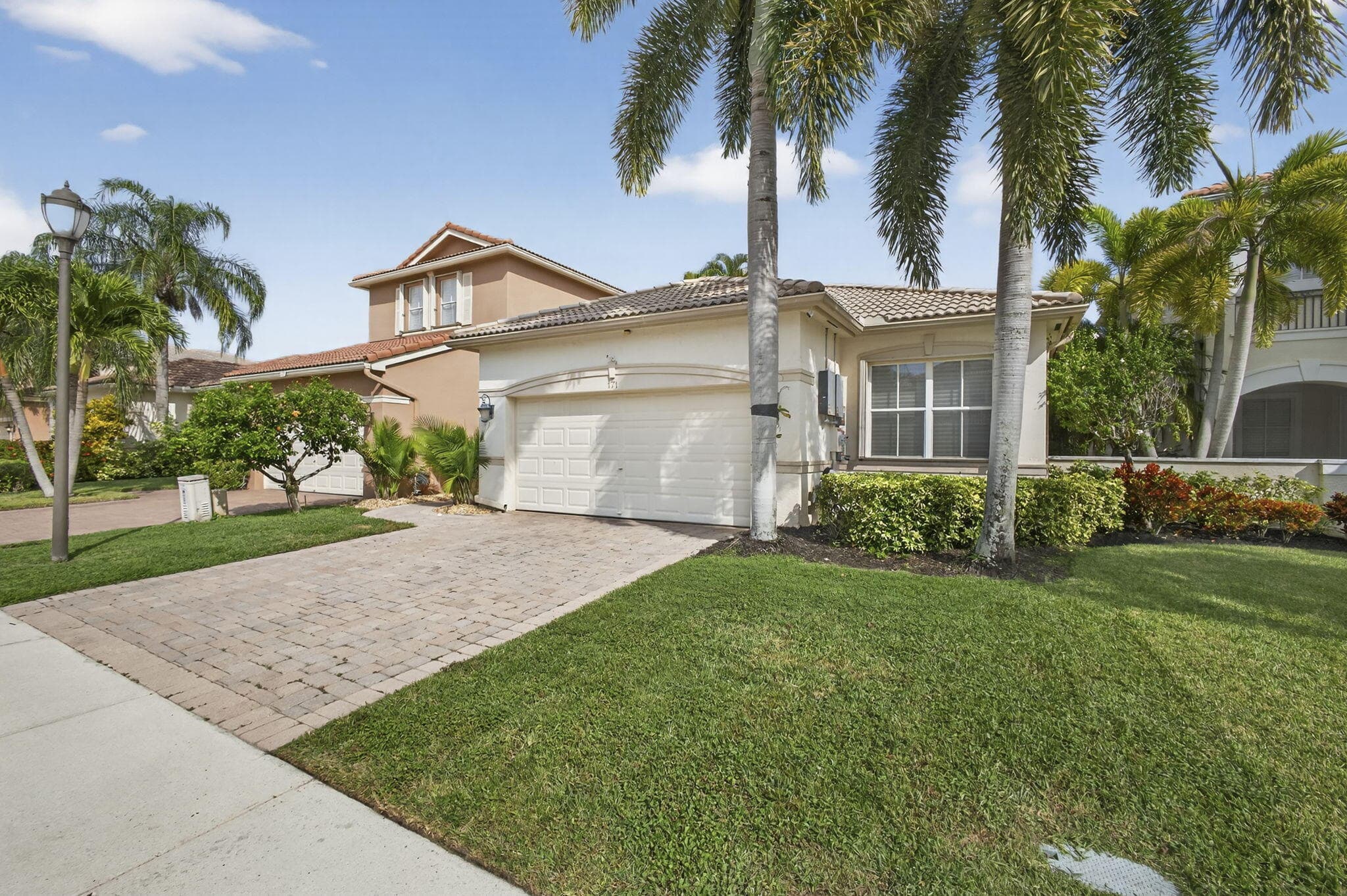 171 Isle Verde Way, Palm Beach Gardens, FL 33418 — photo 4 of 59