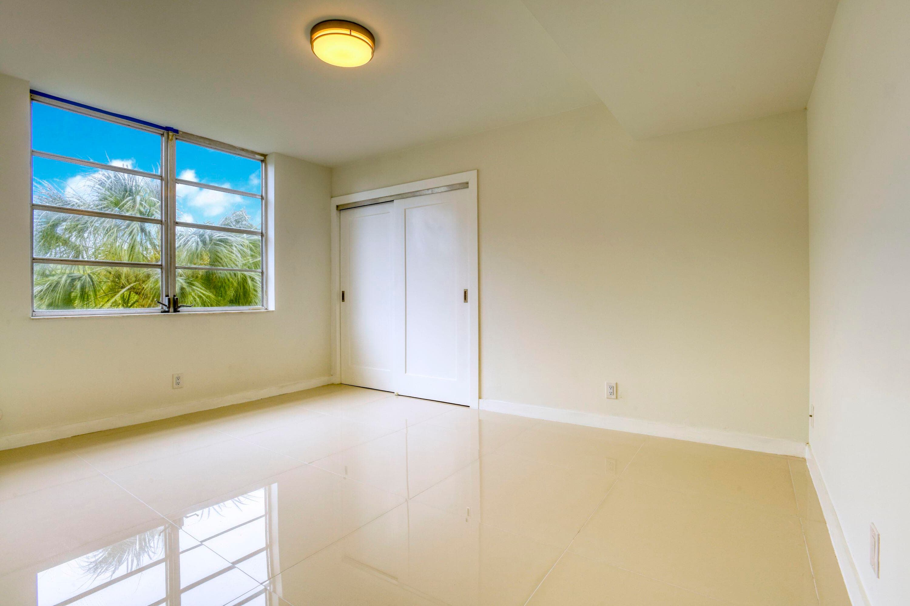 535 Oaks Drive 510, Pompano Beach, FL 33069 — photo 9 of 14